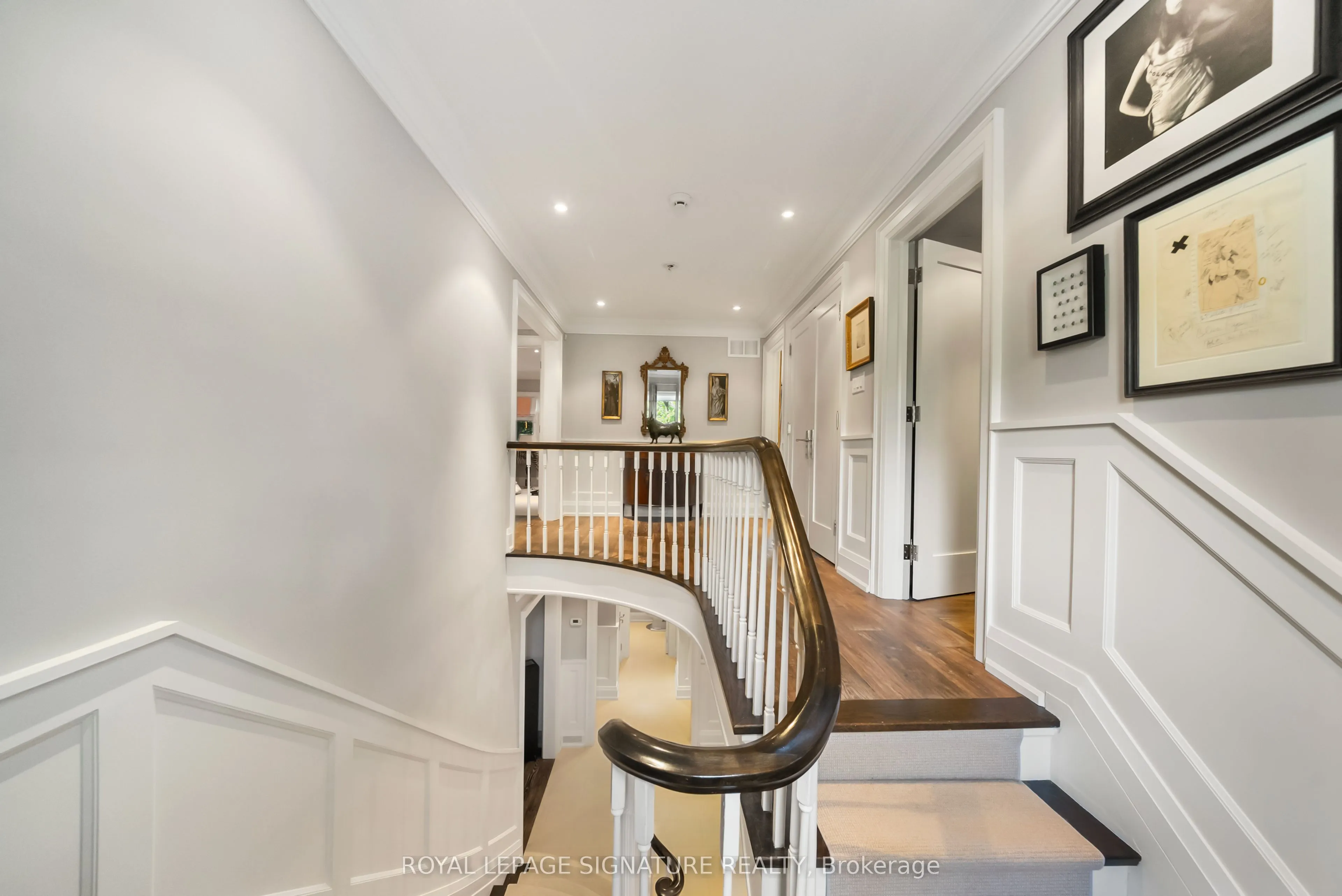 230 Strathallan Wood