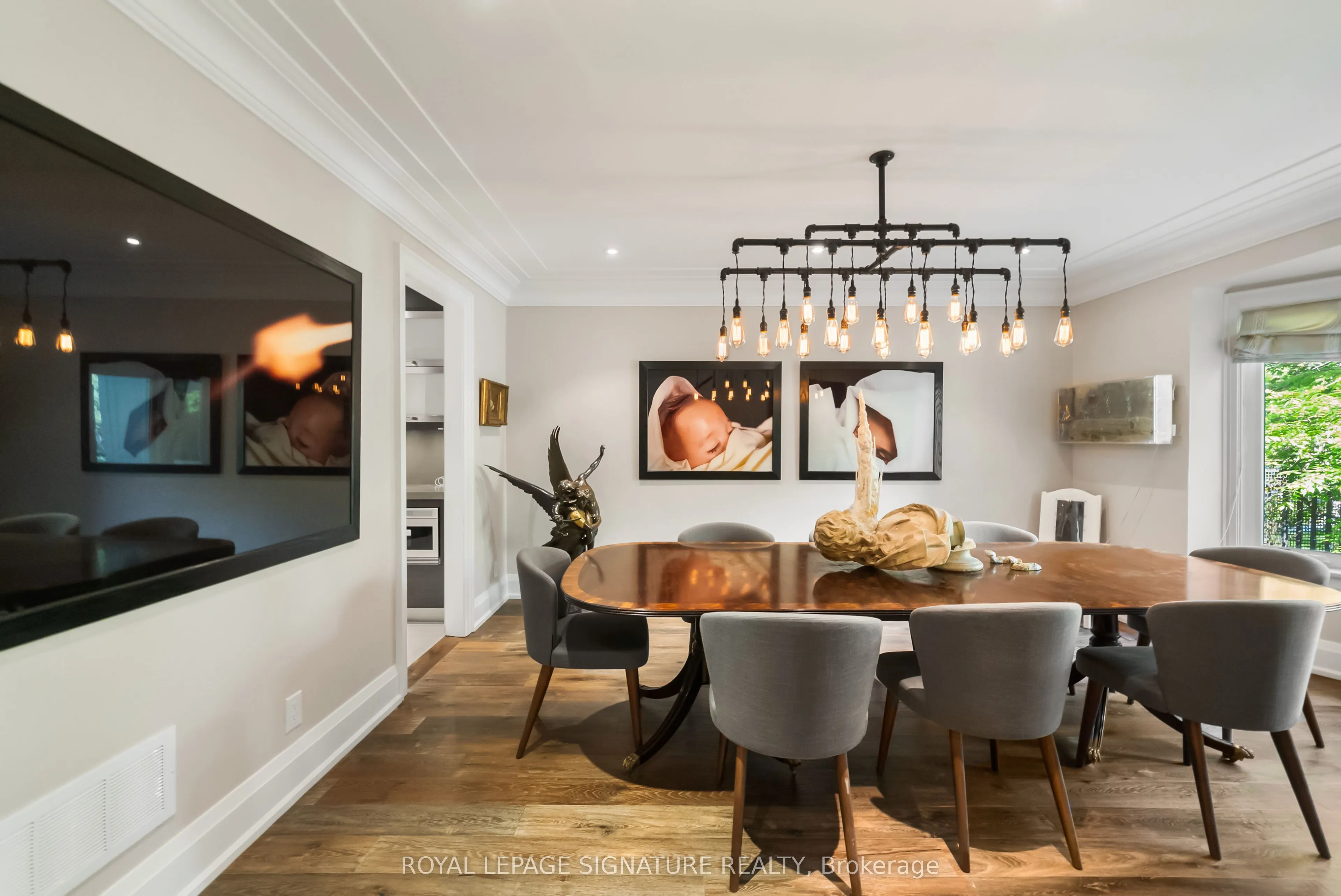 230 Strathallan Wood