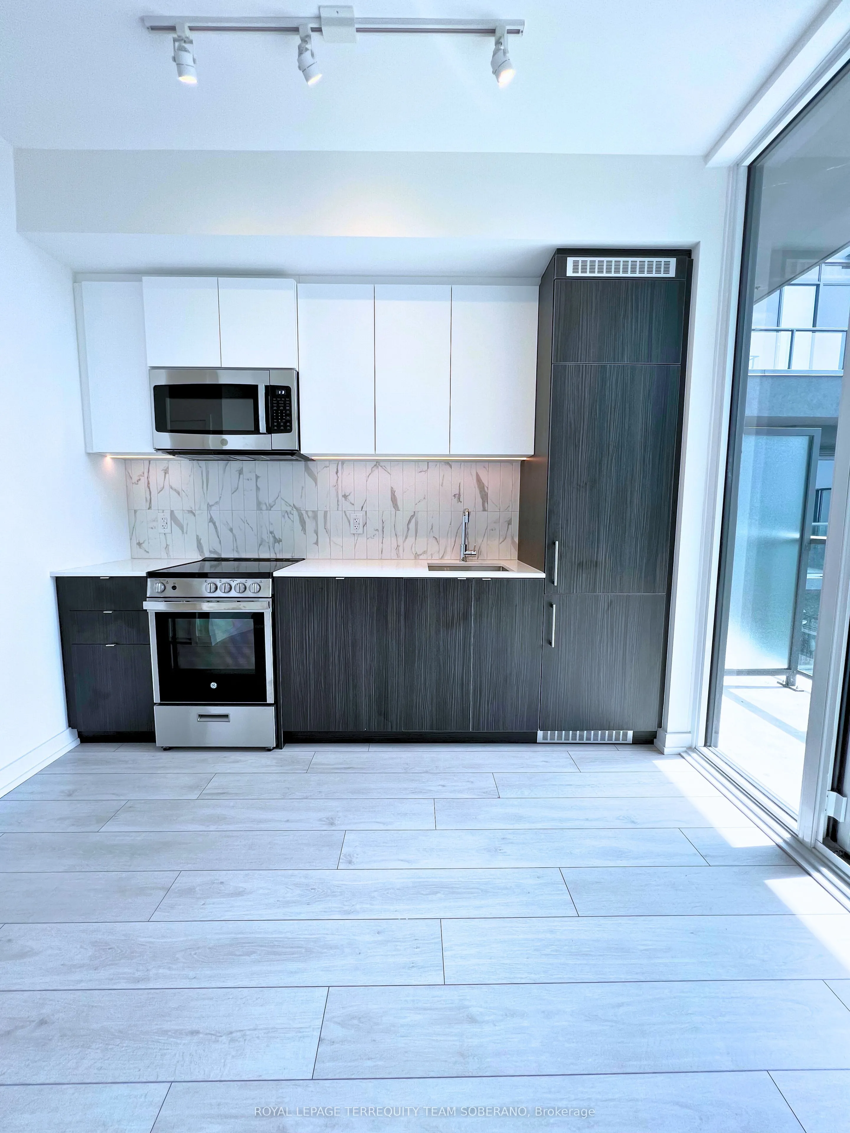 500 Dupont Street #721