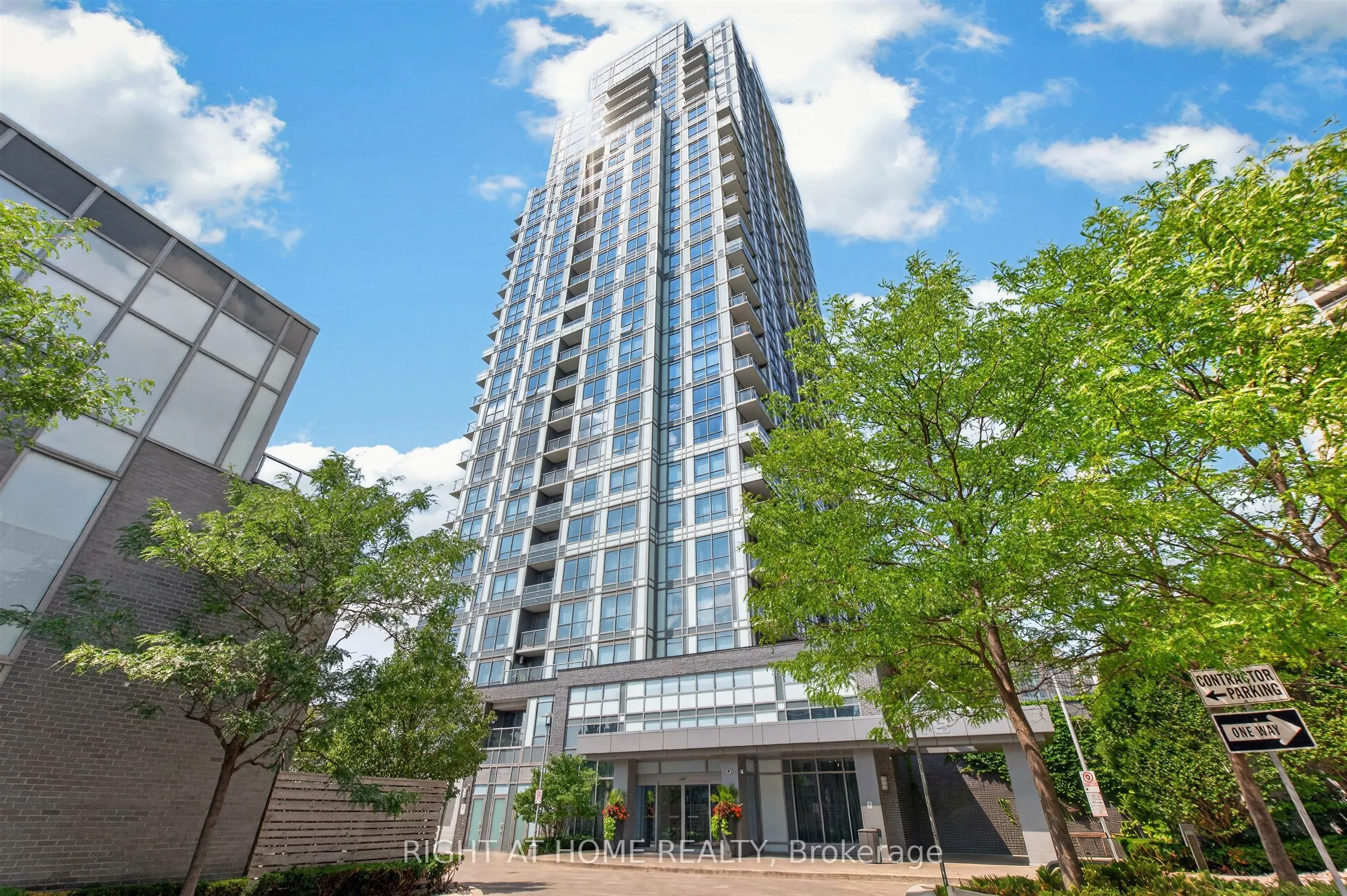 18 Graydon Hall Drive #509