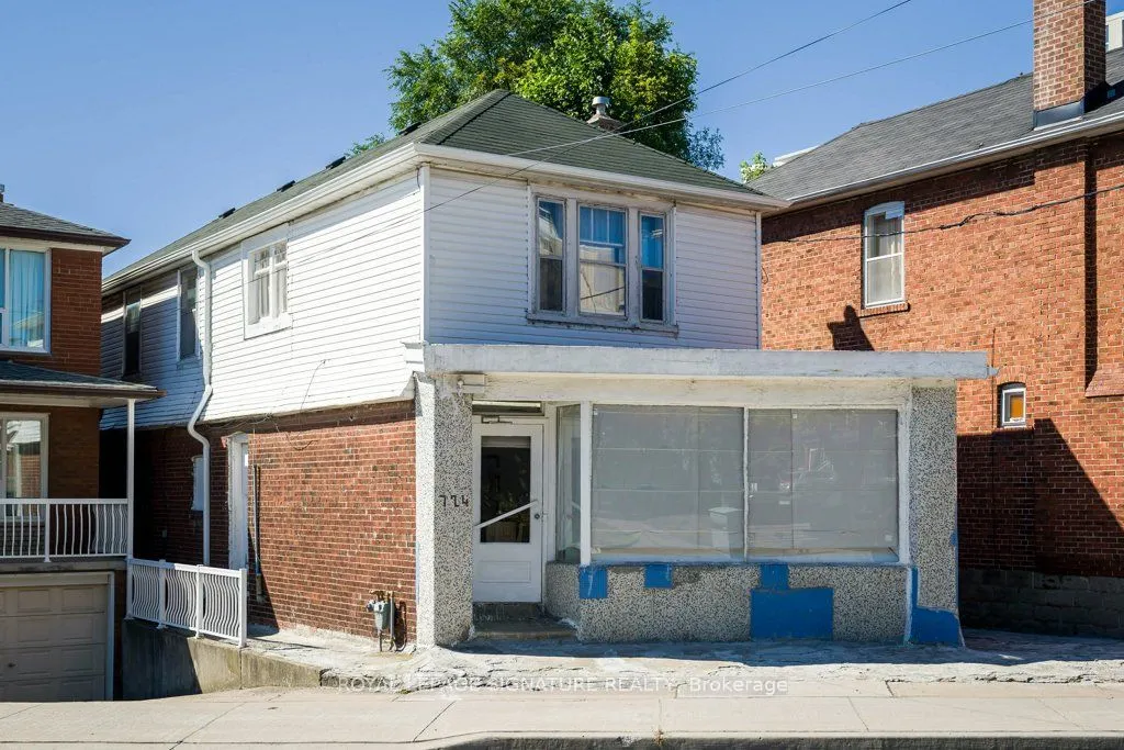724 Vaughan Road