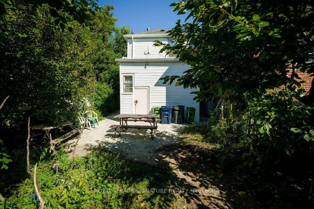 724 Vaughan Road