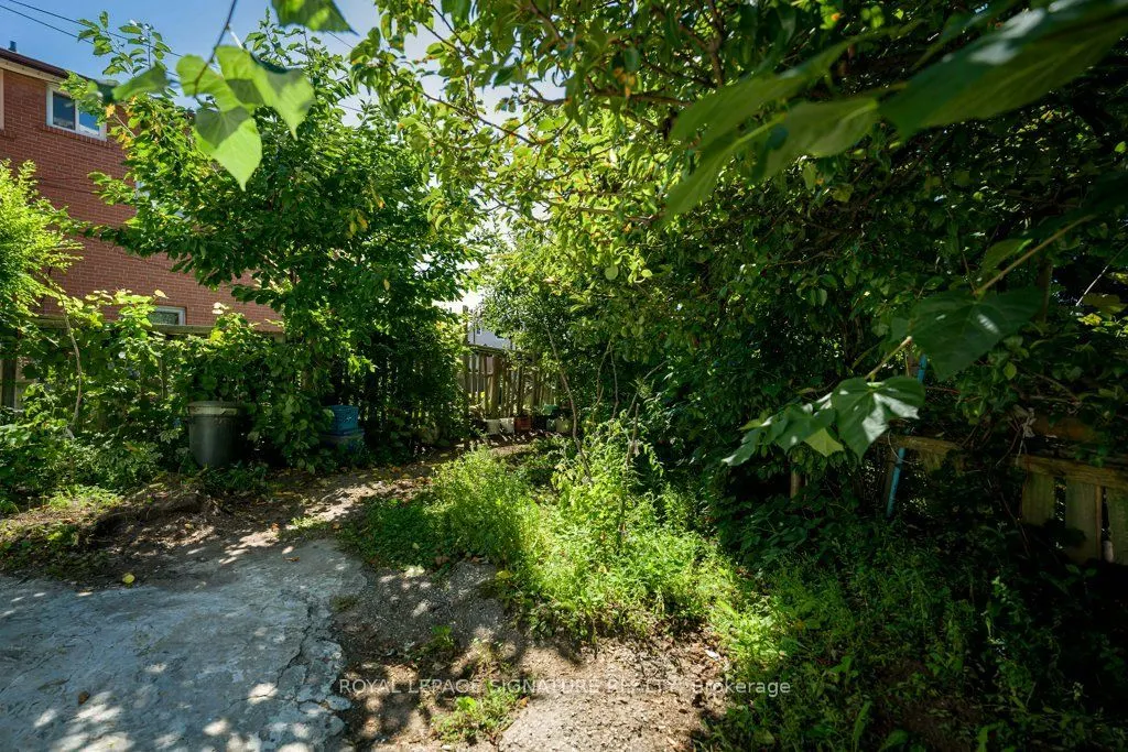 724 Vaughan Road