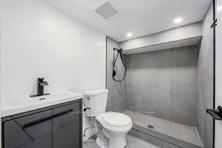 288 Markham Street #Lower