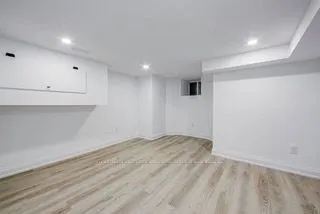 288 Markham Street #Lower