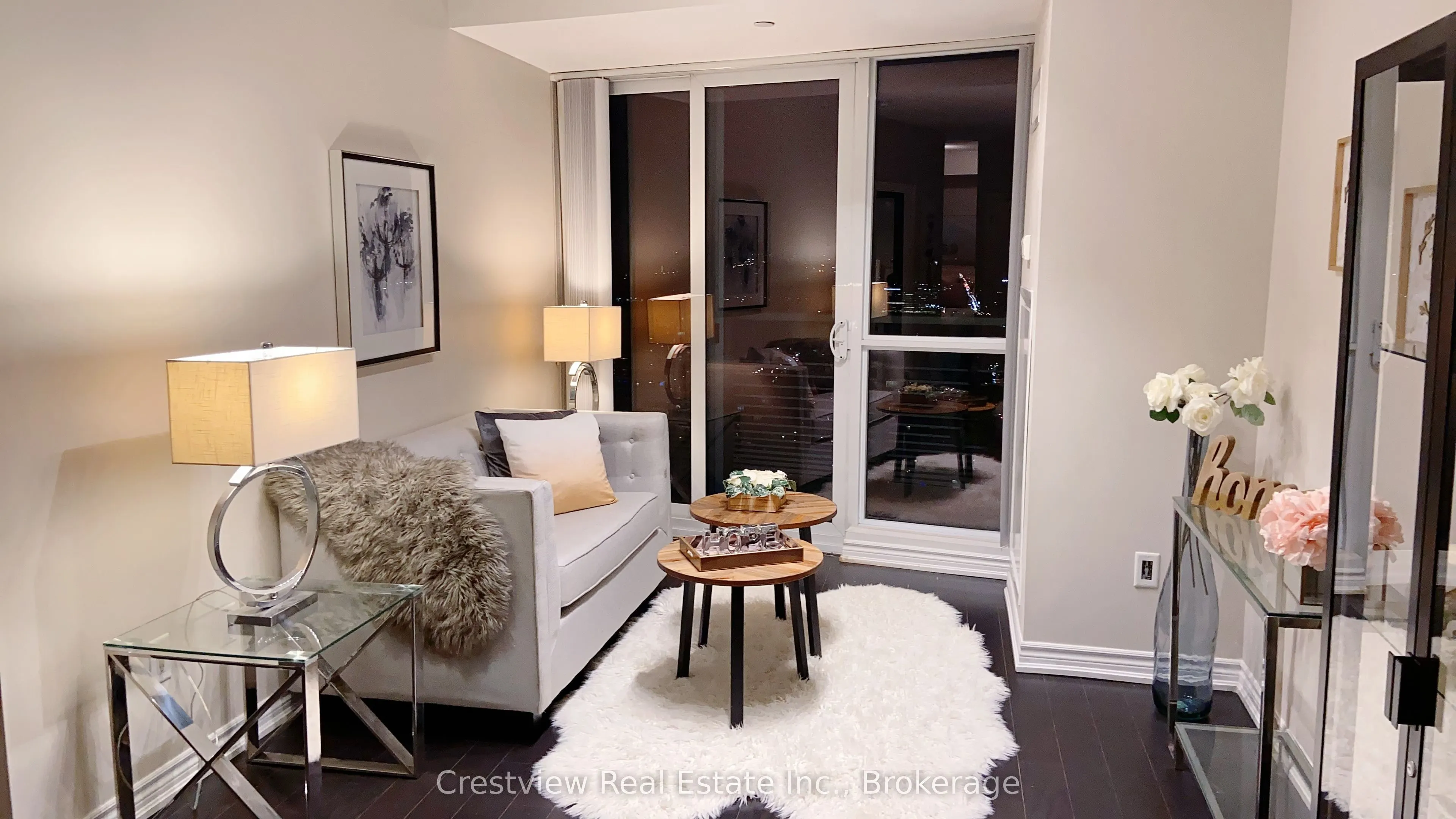 386 Yonge Street #4505