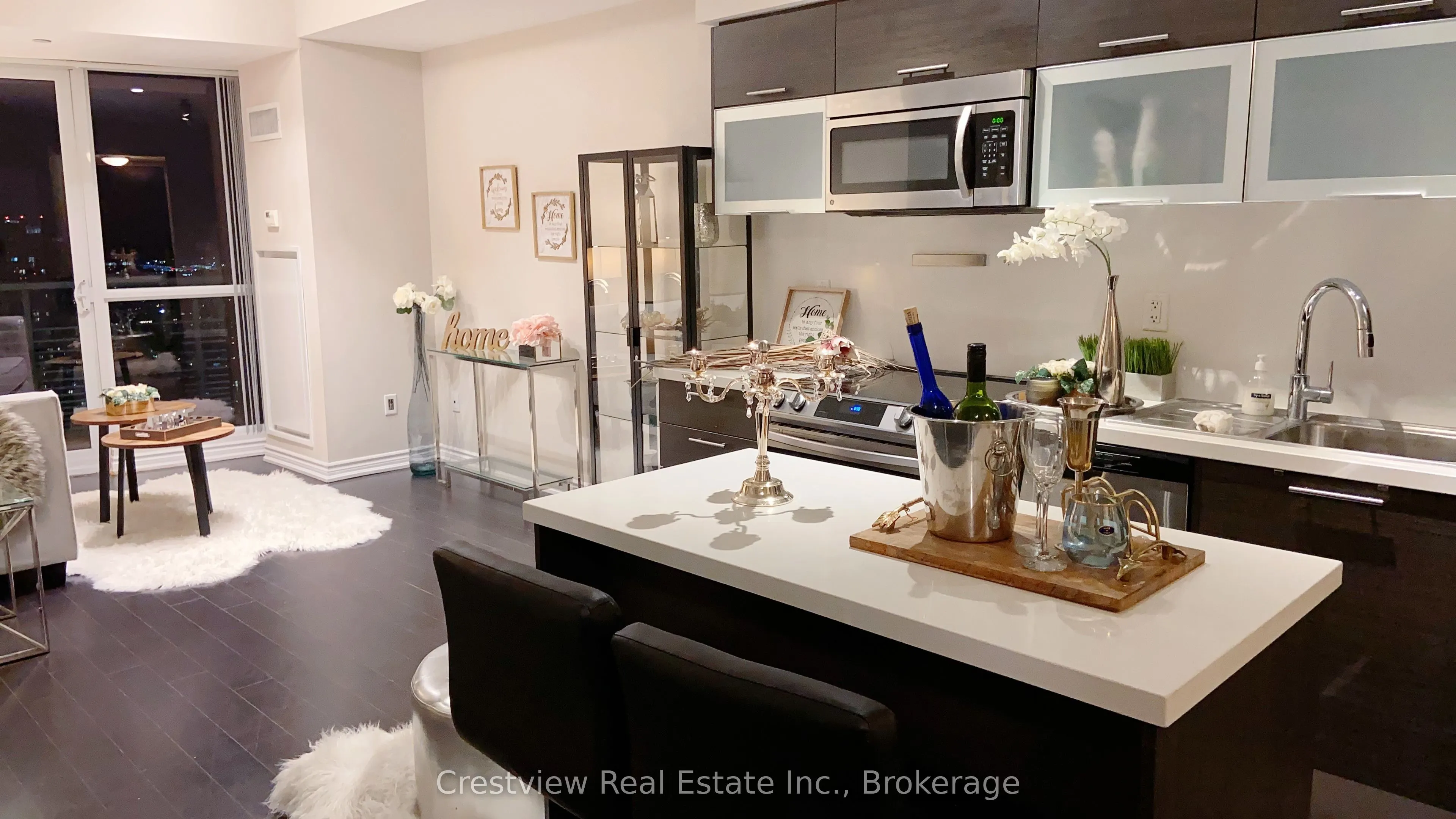 386 Yonge Street #4505