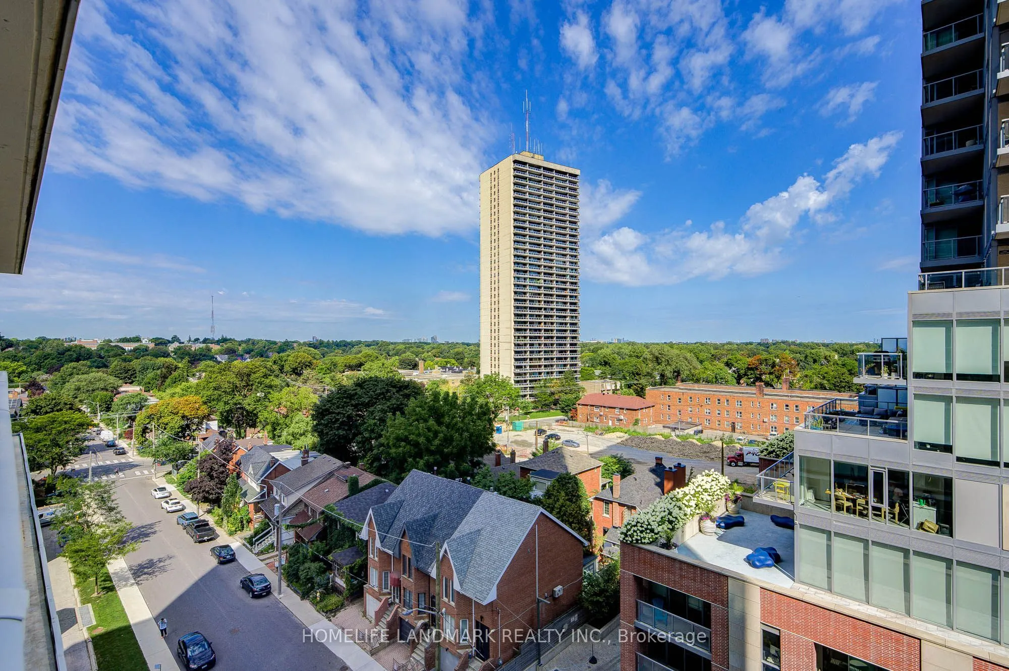 33 Helendale Avenue #601
