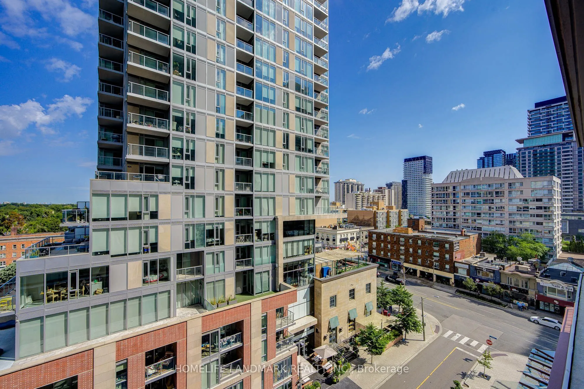 33 Helendale Avenue #601