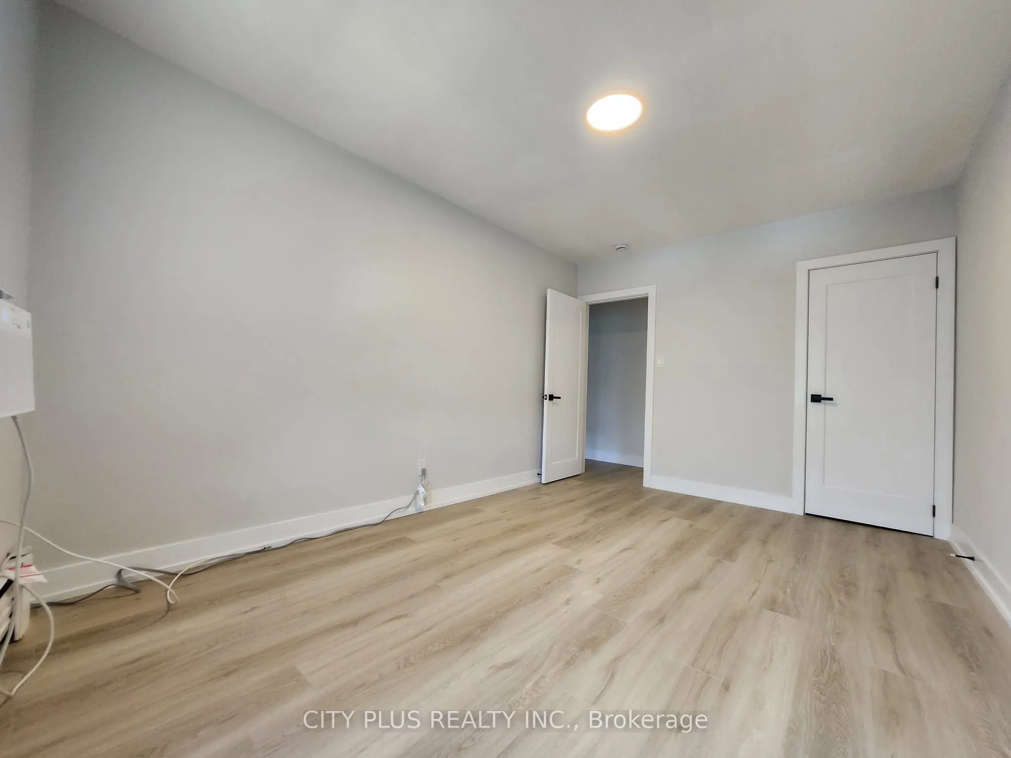 3547 Bathurst Street #2