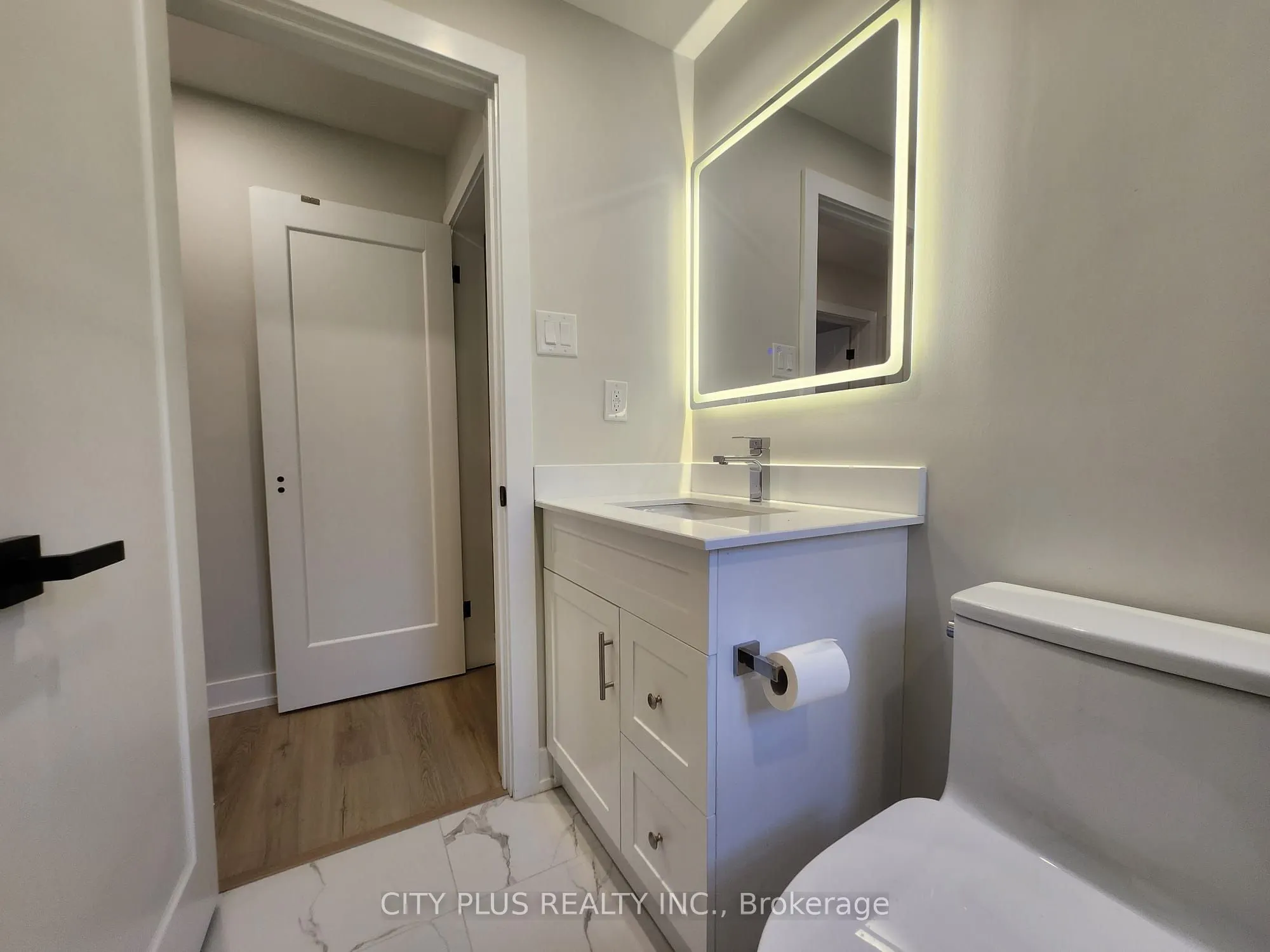 3547 Bathurst Street #2