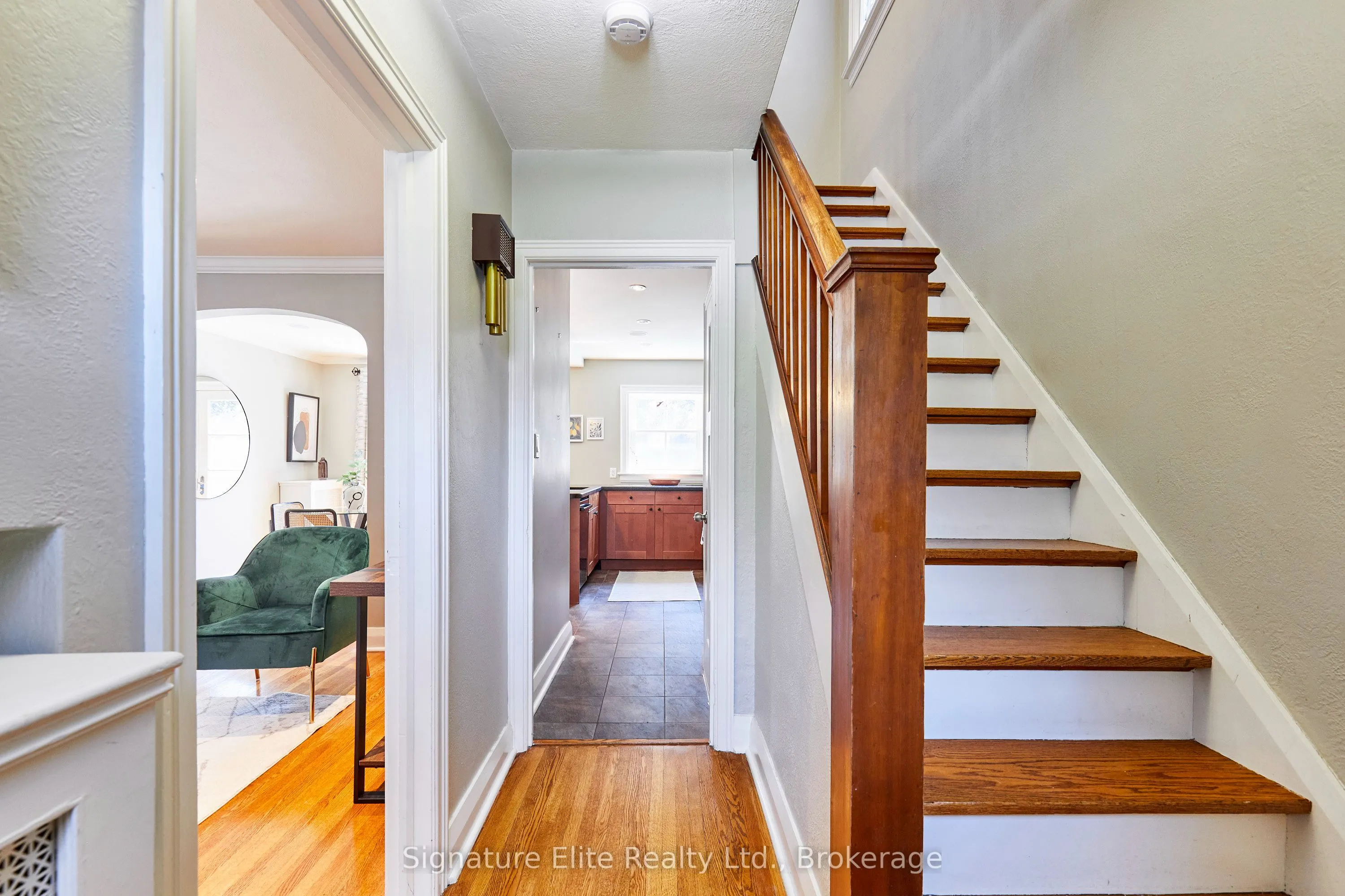 153 Parkhurst Boulevard