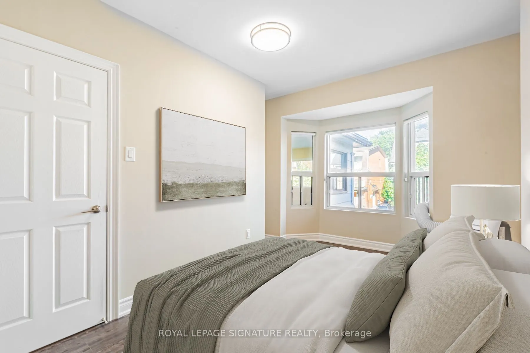 14 Howland Avenue #1