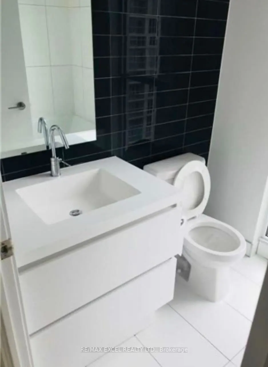 75 Queens Wharf Road #1915