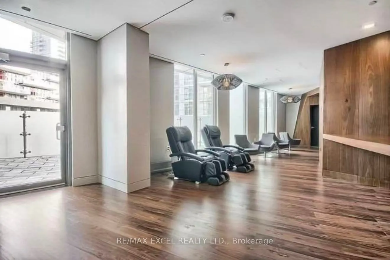 75 Queens Wharf Road #1915