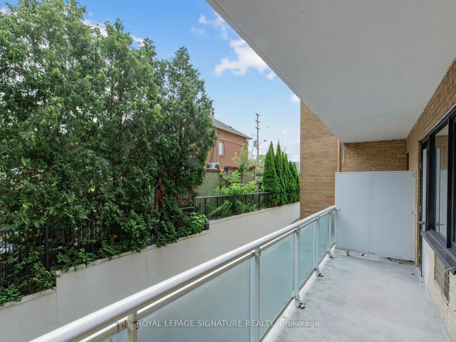 1901 Bayview Avenue #106