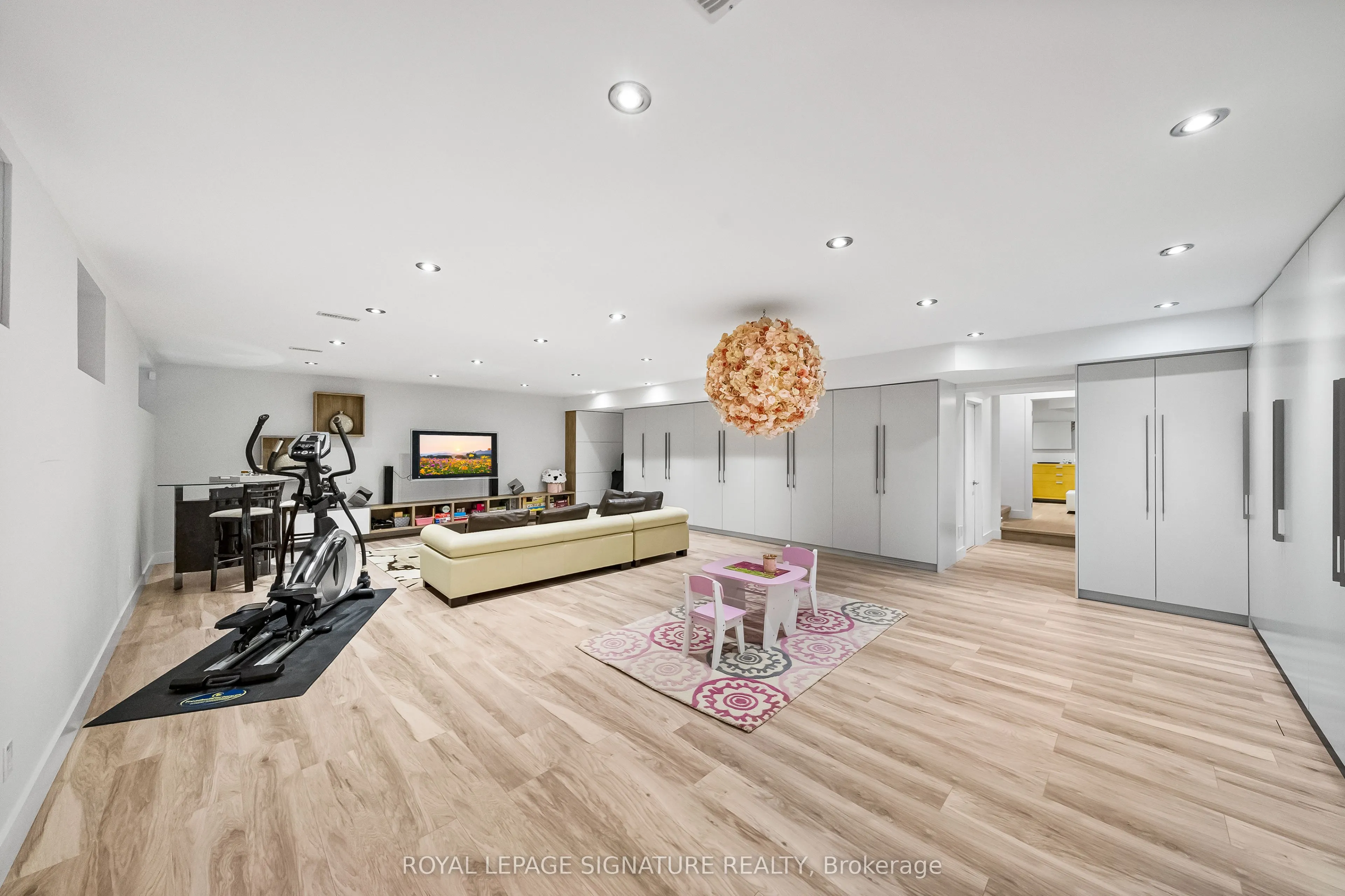 17 Nesbitt Drive