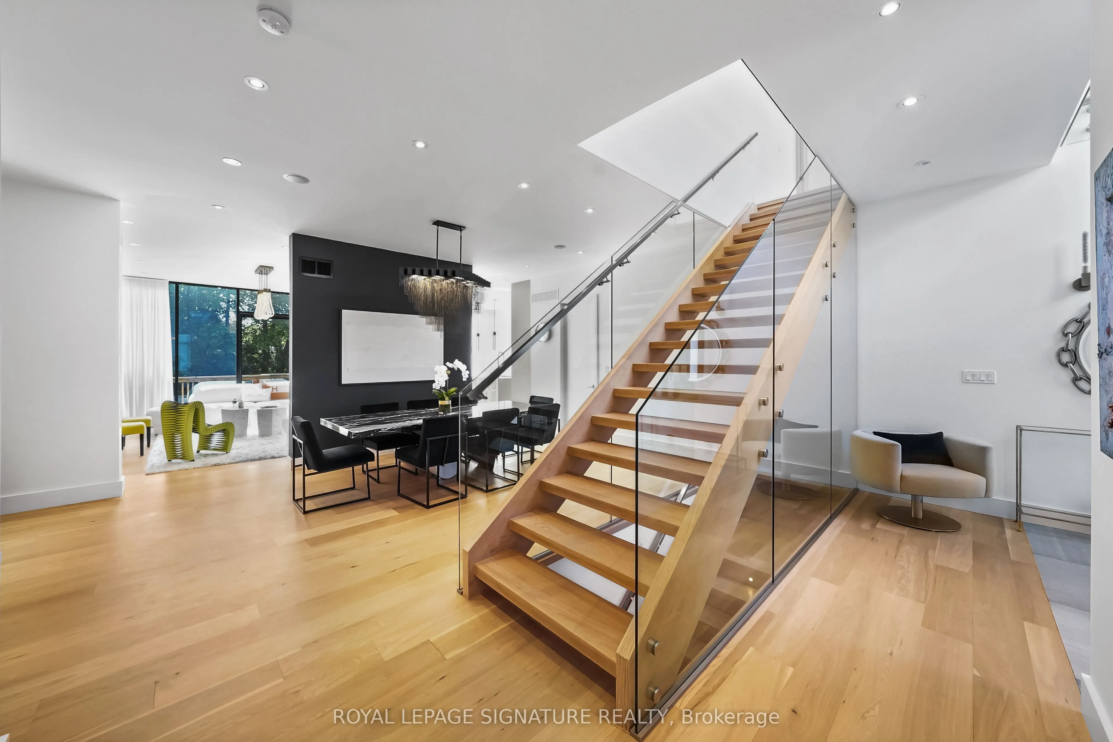 17 Nesbitt Drive