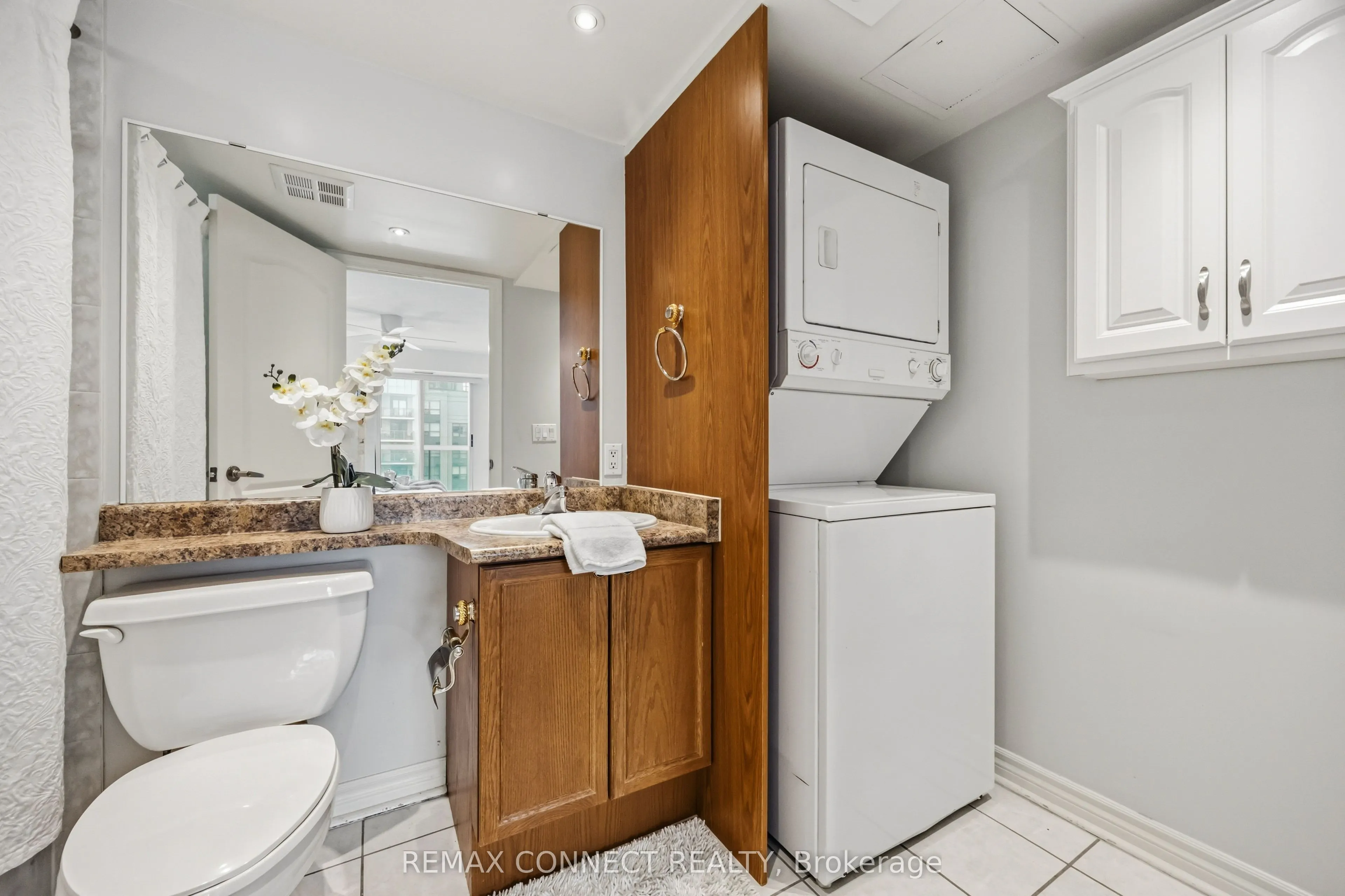 890 Sheppard Avenue W #504