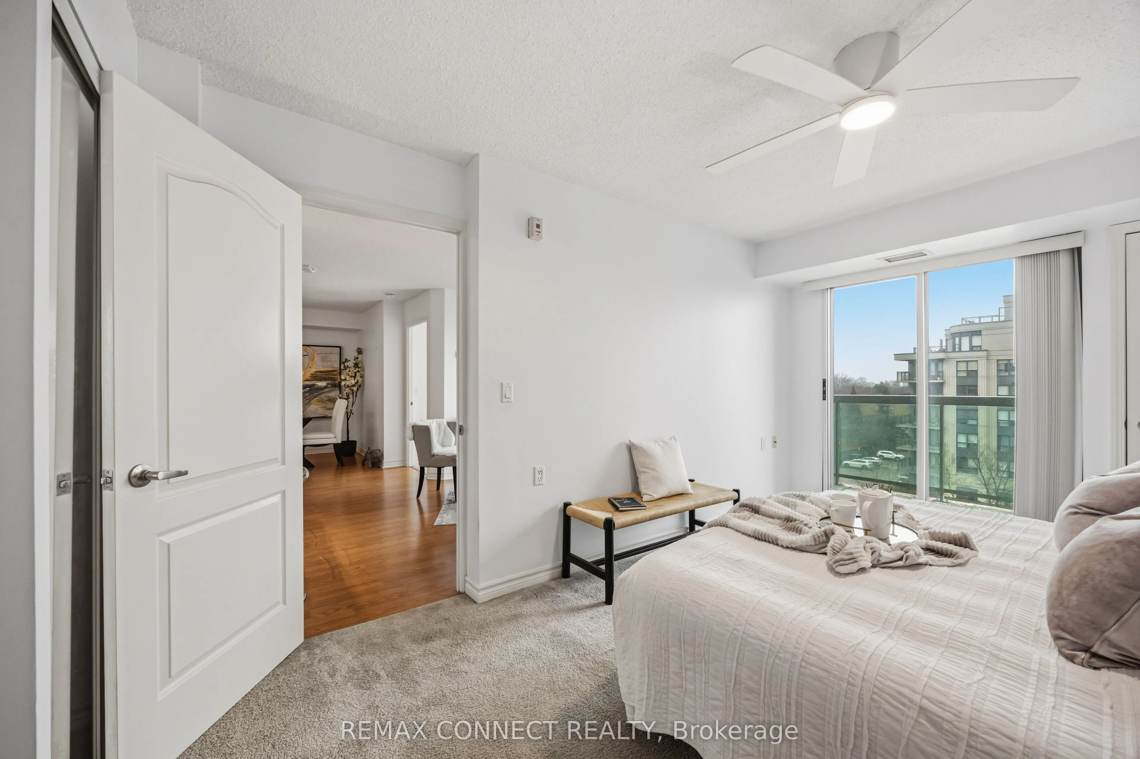 890 Sheppard Avenue W #504