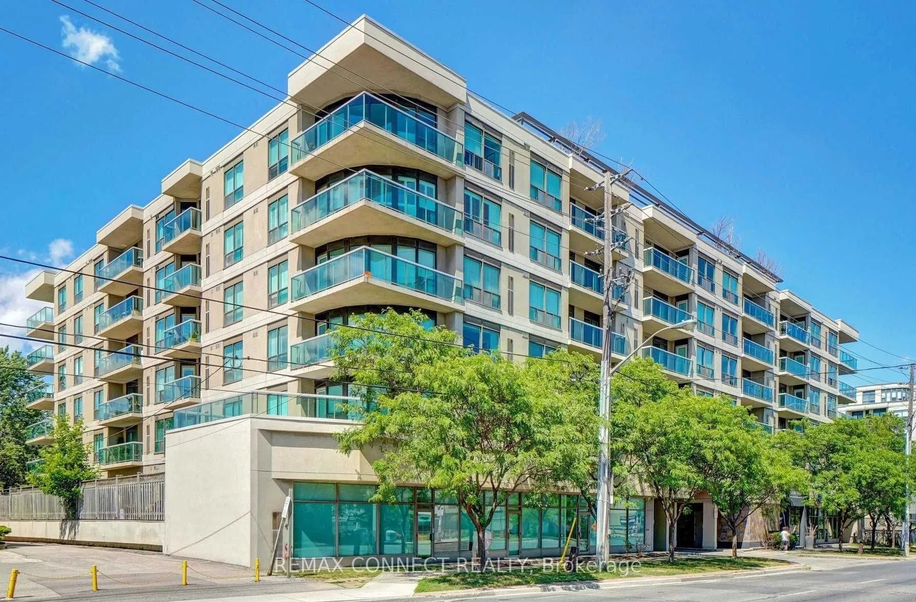 890 Sheppard Avenue W #504