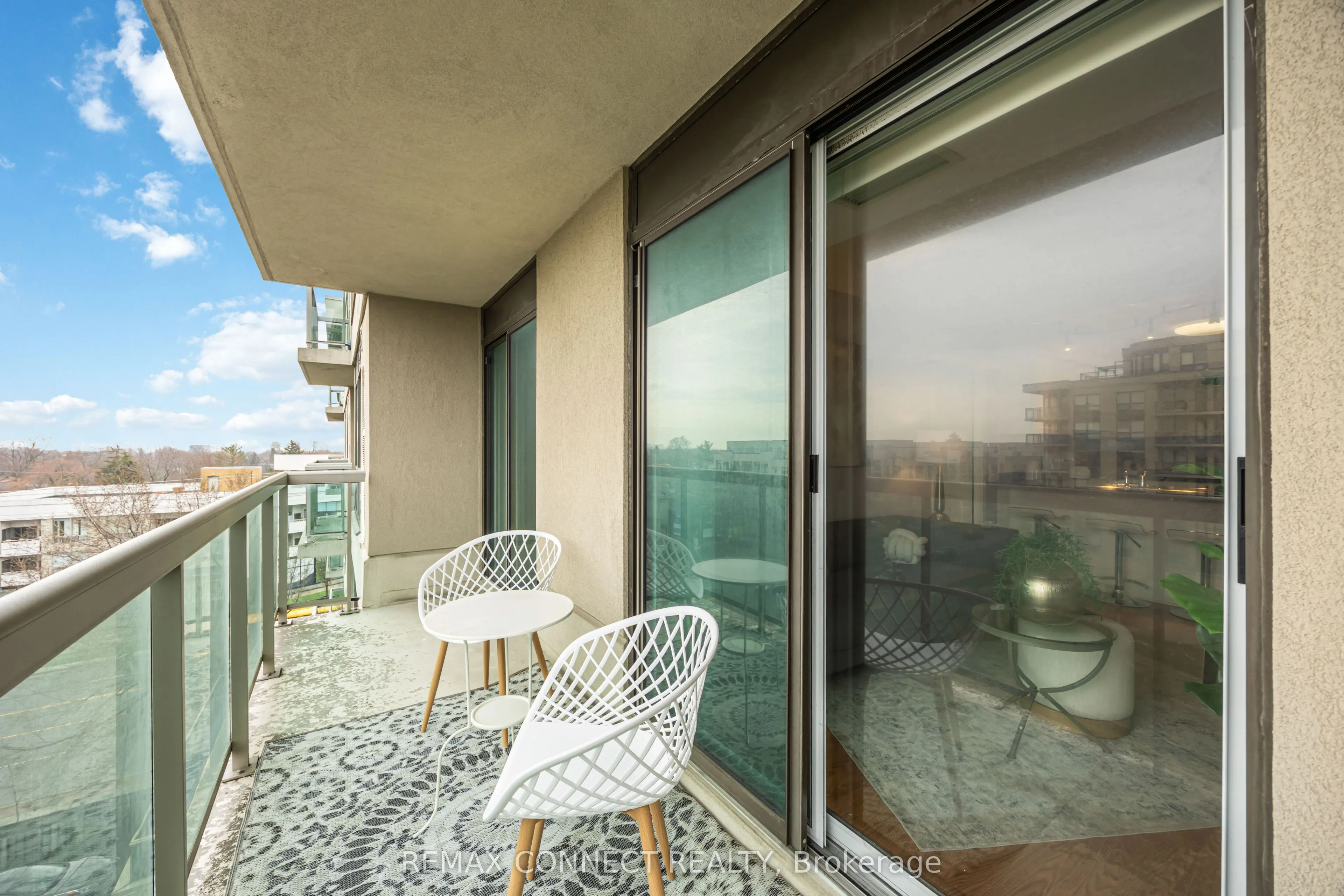 890 Sheppard Avenue W #504