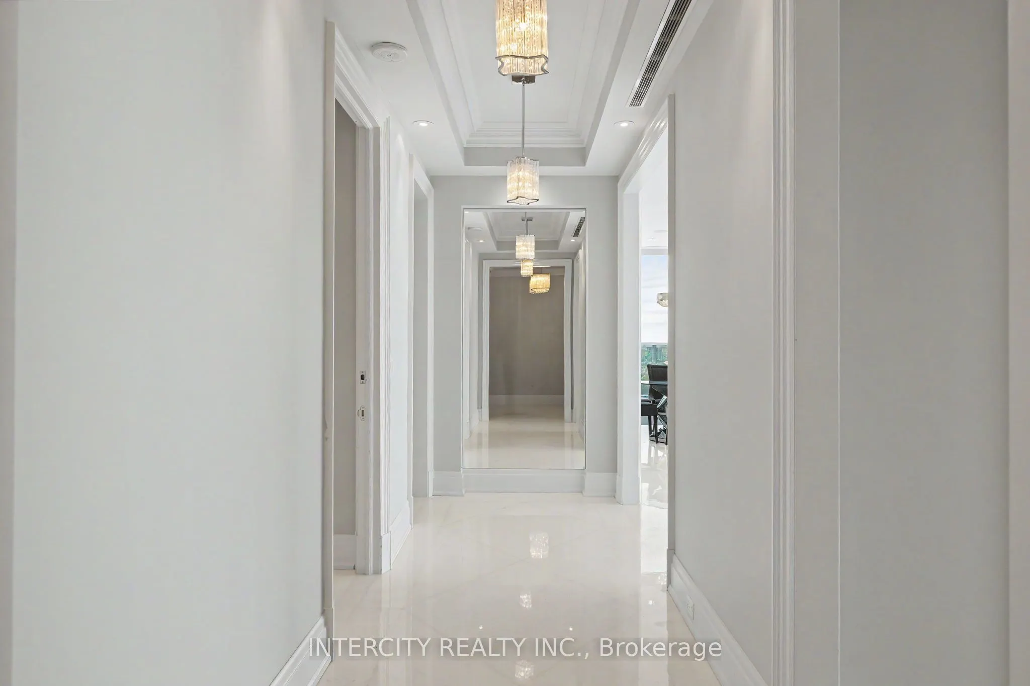 50 Yorkville Avenue #4001