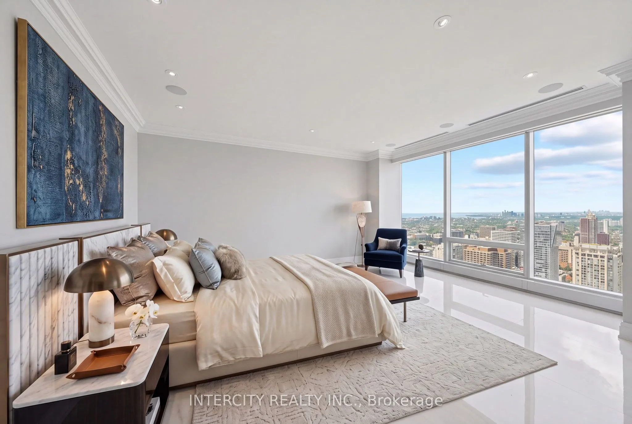 50 Yorkville Avenue #4001