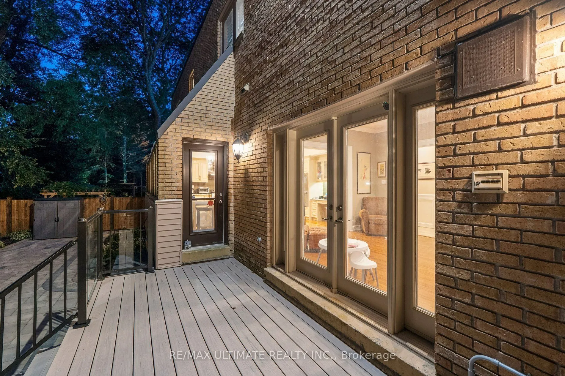 1 Versailles Court
