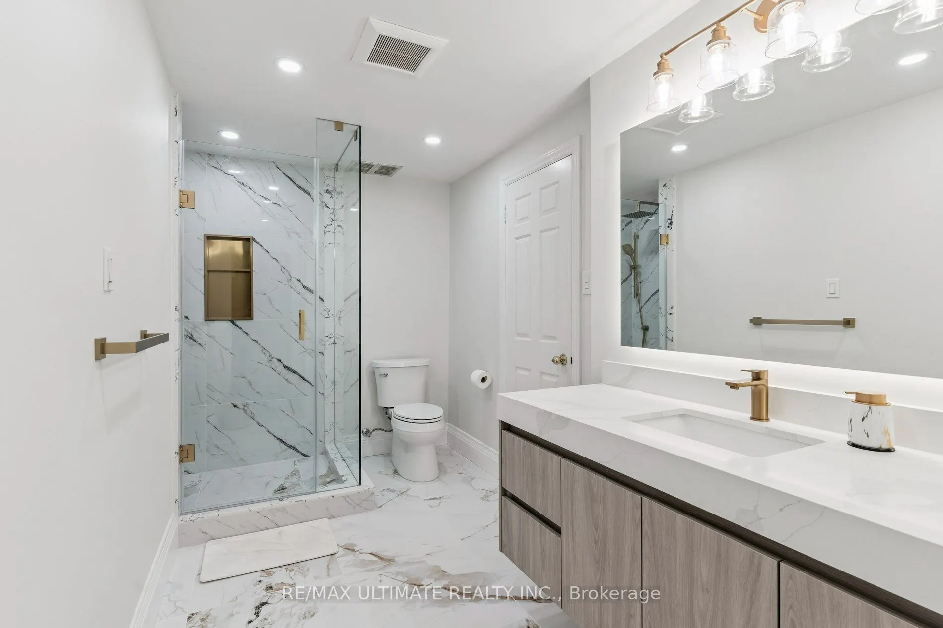 1 Versailles Court