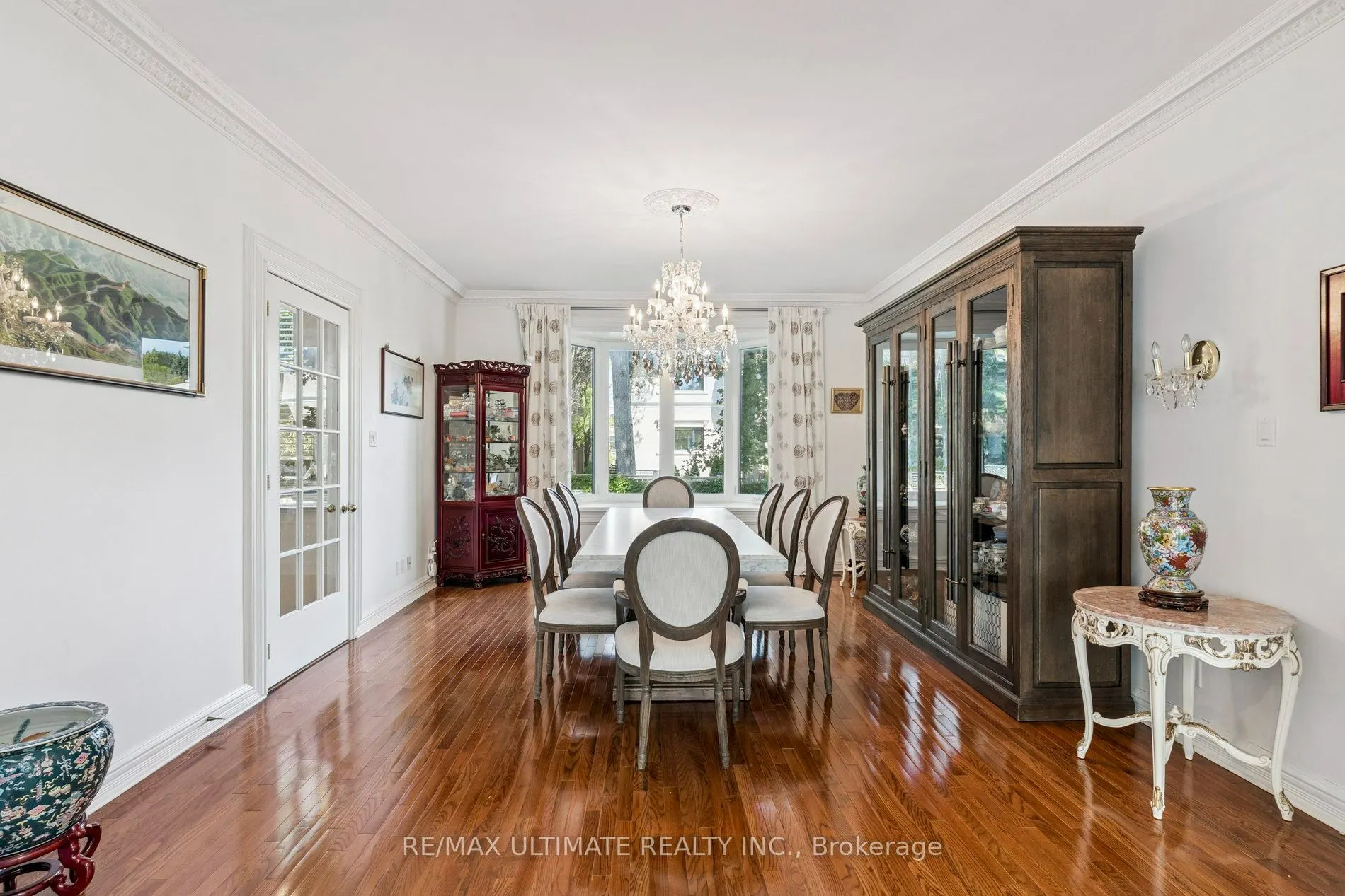1 Versailles Court