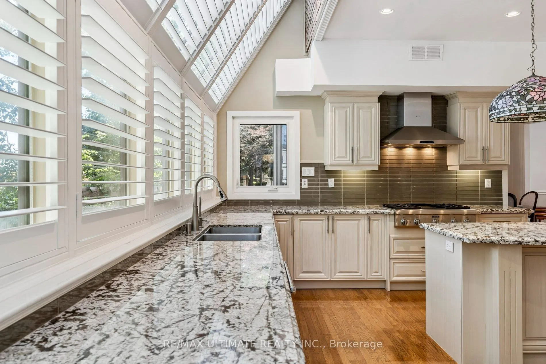 1 Versailles Court