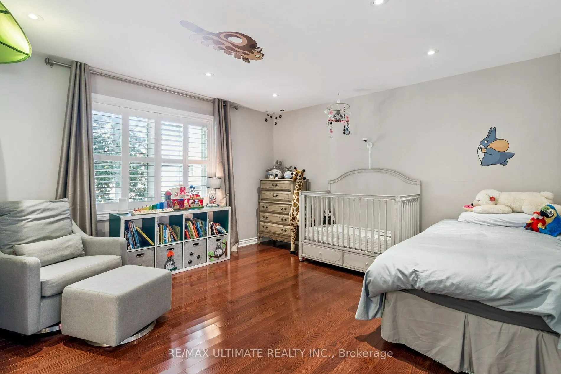 1 Versailles Court