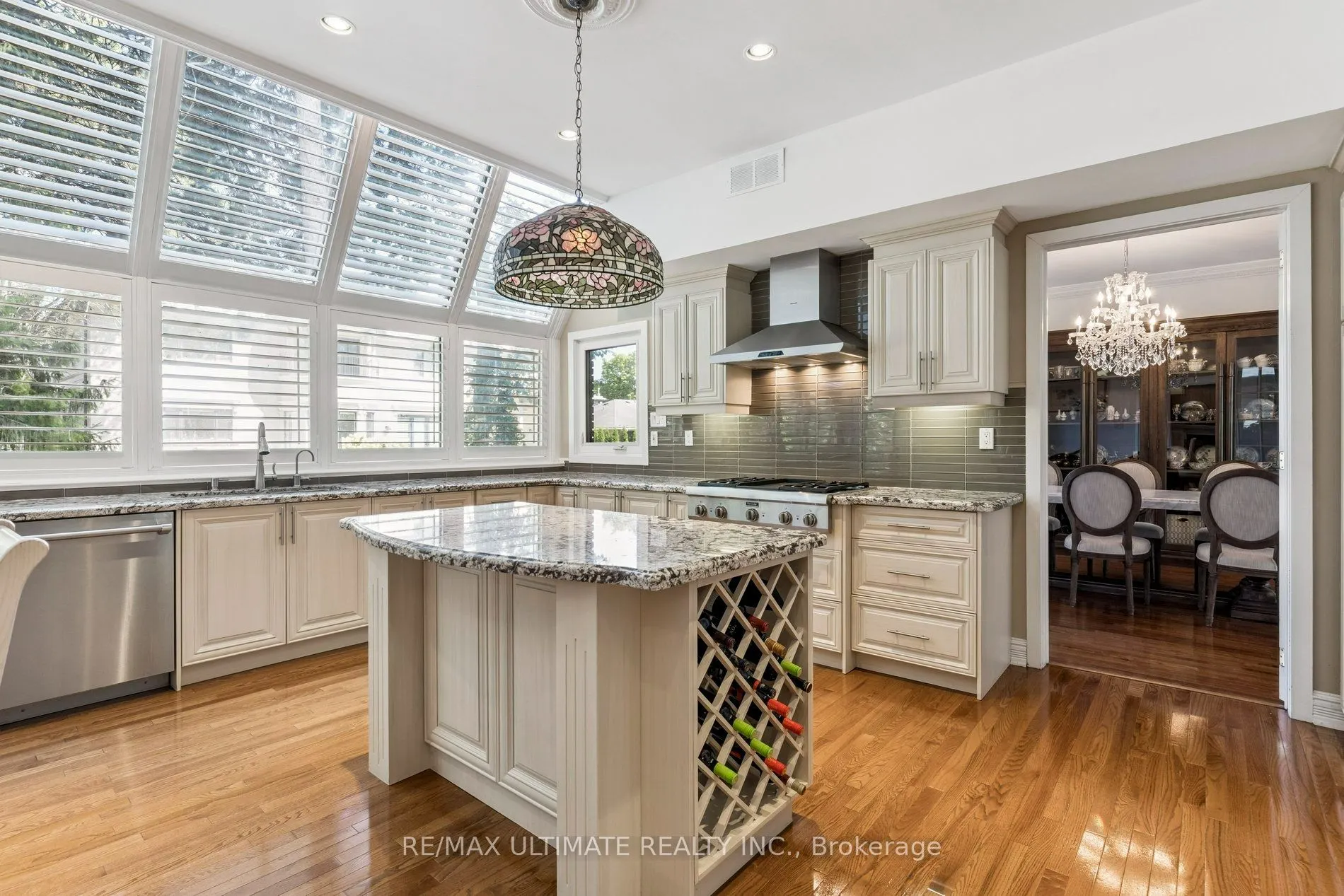 1 Versailles Court