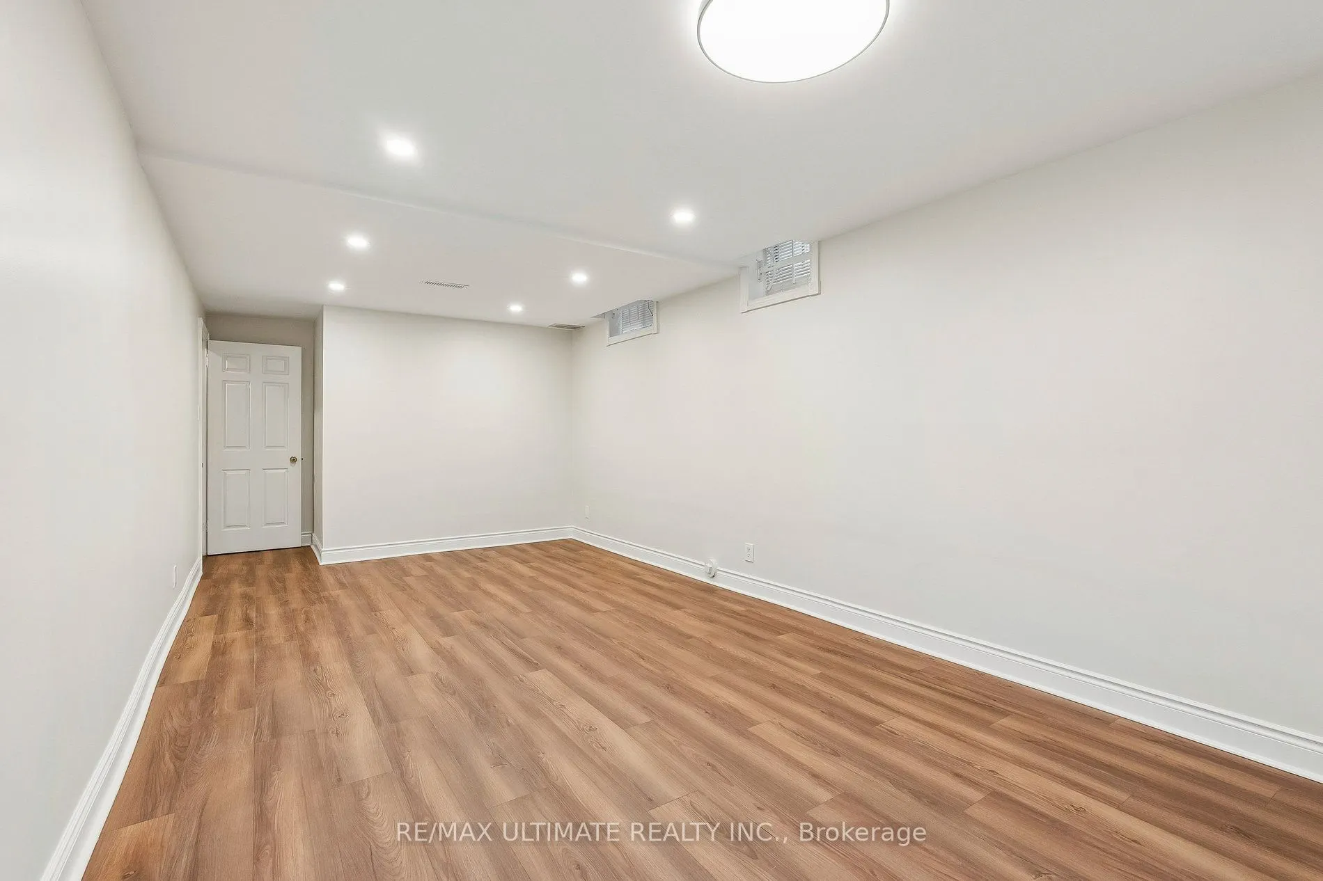 1 Versailles Court