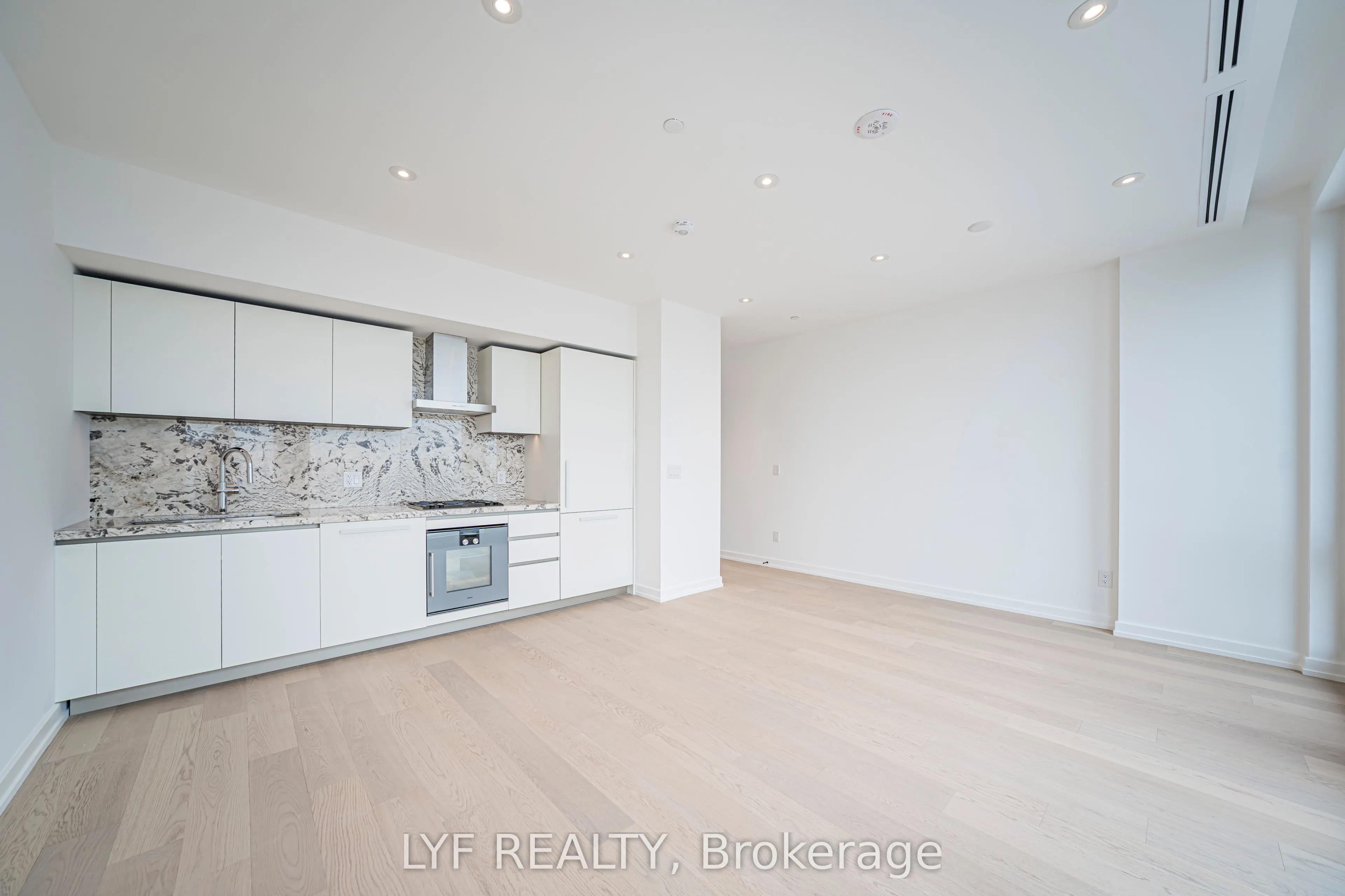 1315 Bay Street #3002