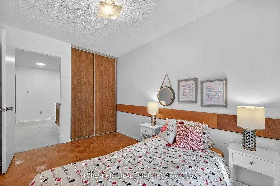 38 Carnival Court
