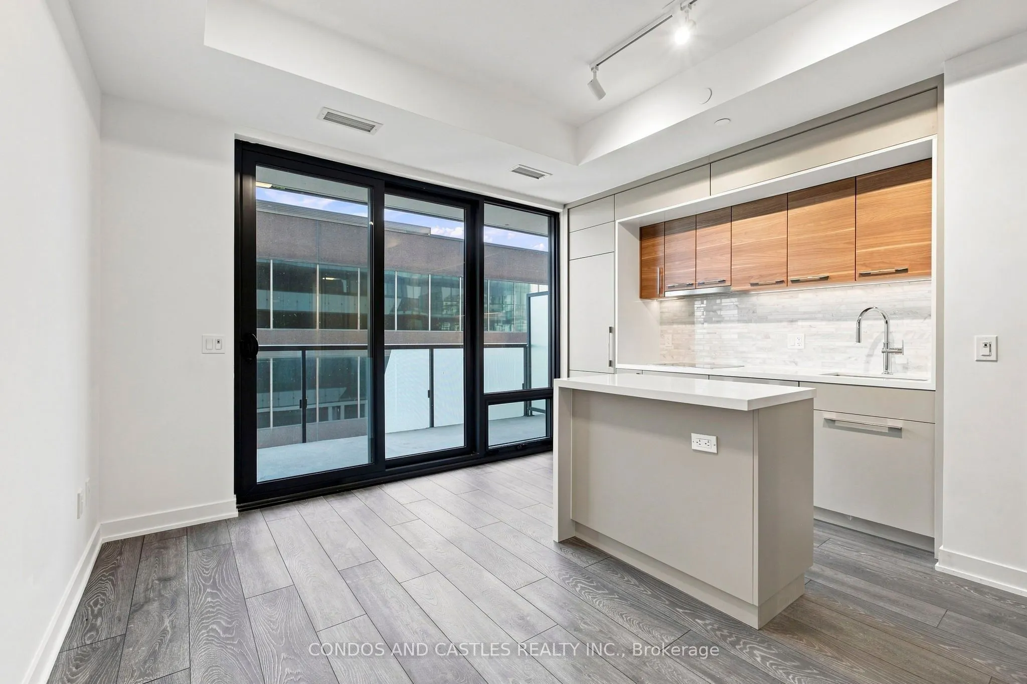 29 Green Trail Court #907