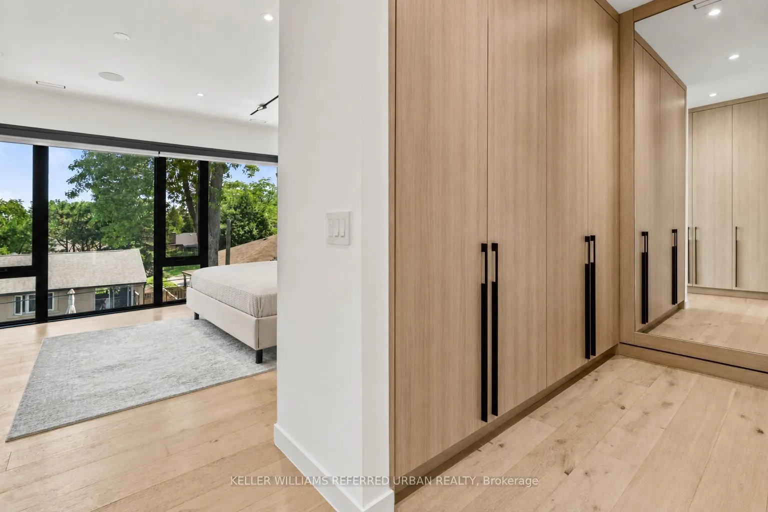 27 Berkinshaw Crescent