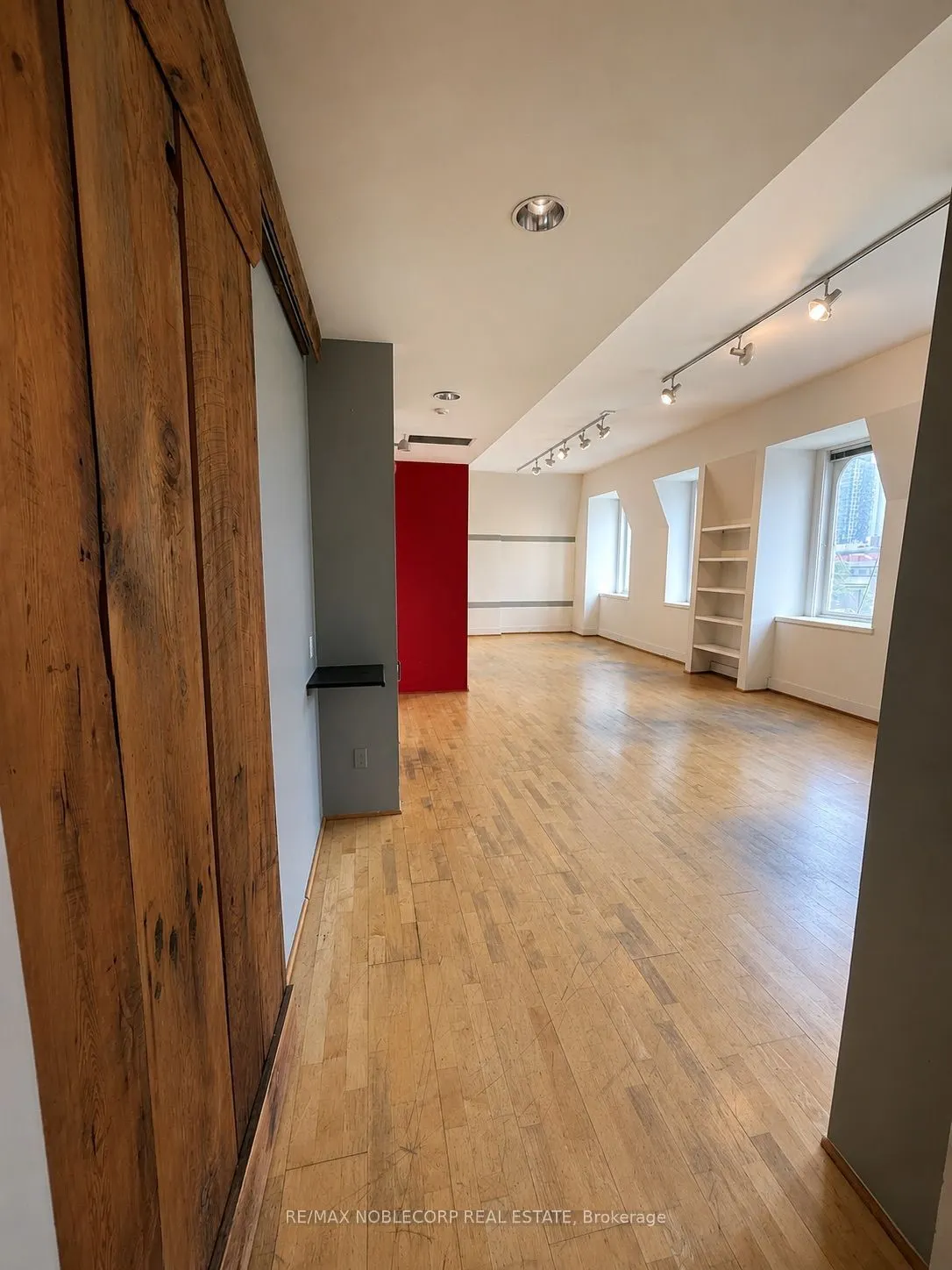 187 King Street E #4th Floor
