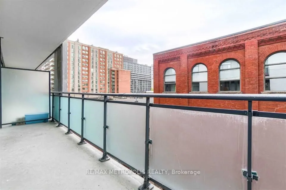 460 Adelaide Street E #520
