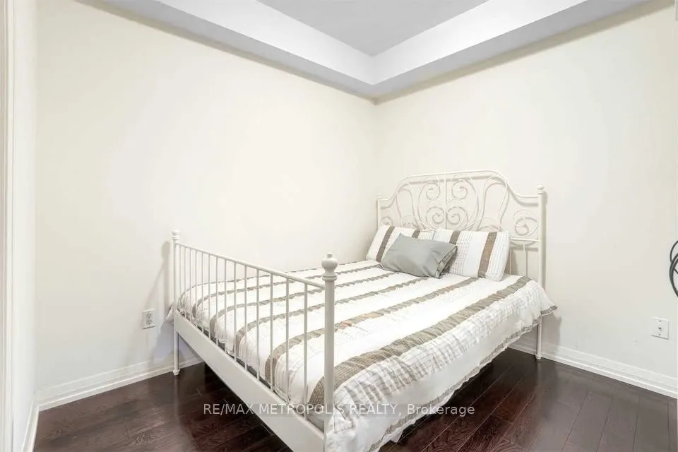 460 Adelaide Street E #520