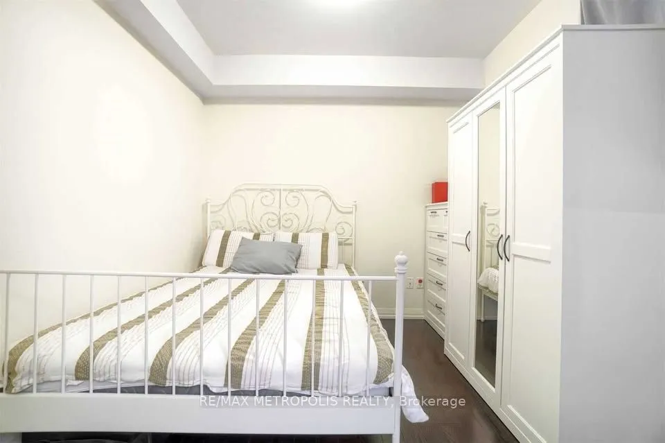 460 Adelaide Street E #520