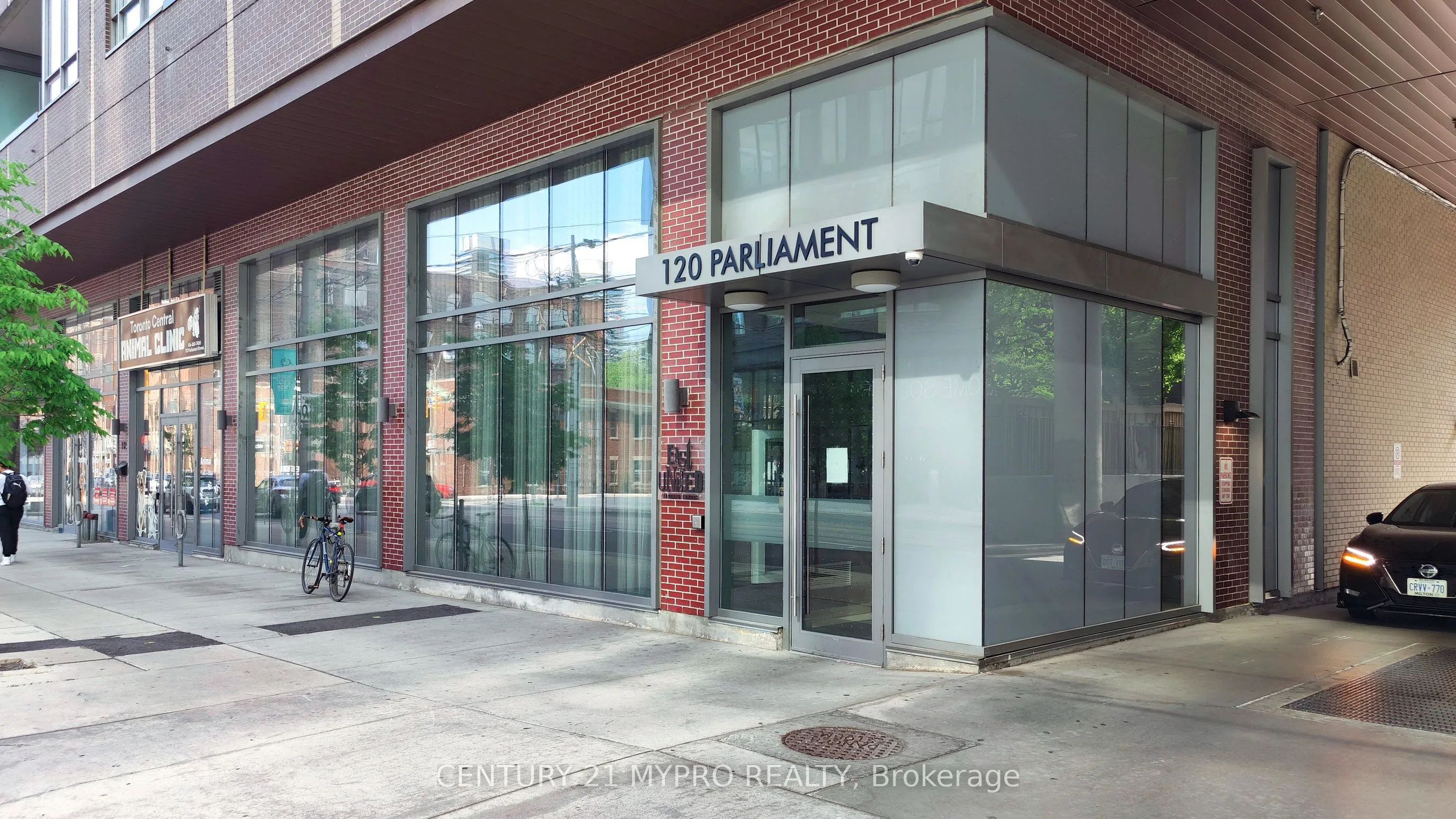 120 Parliament Street #1801