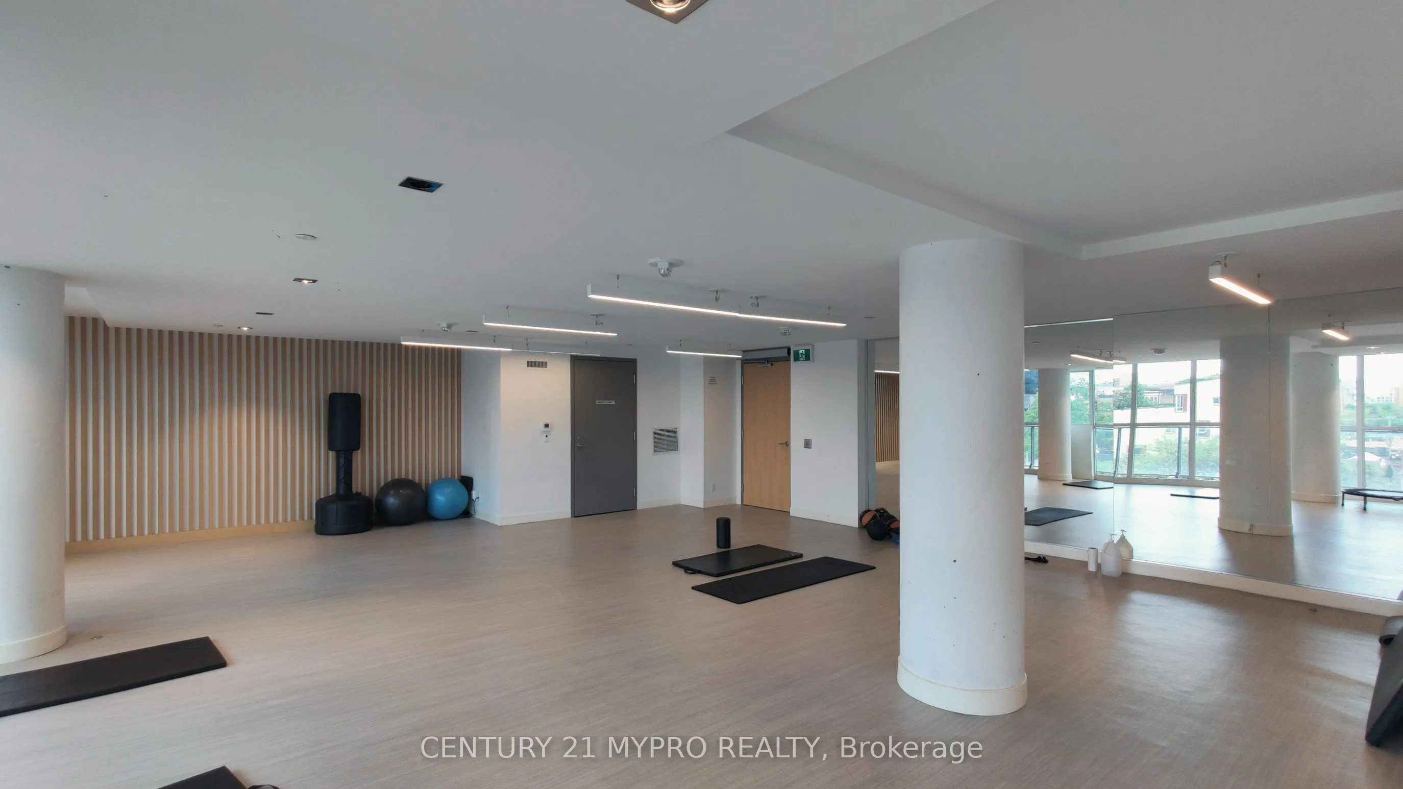 120 Parliament Street #1801