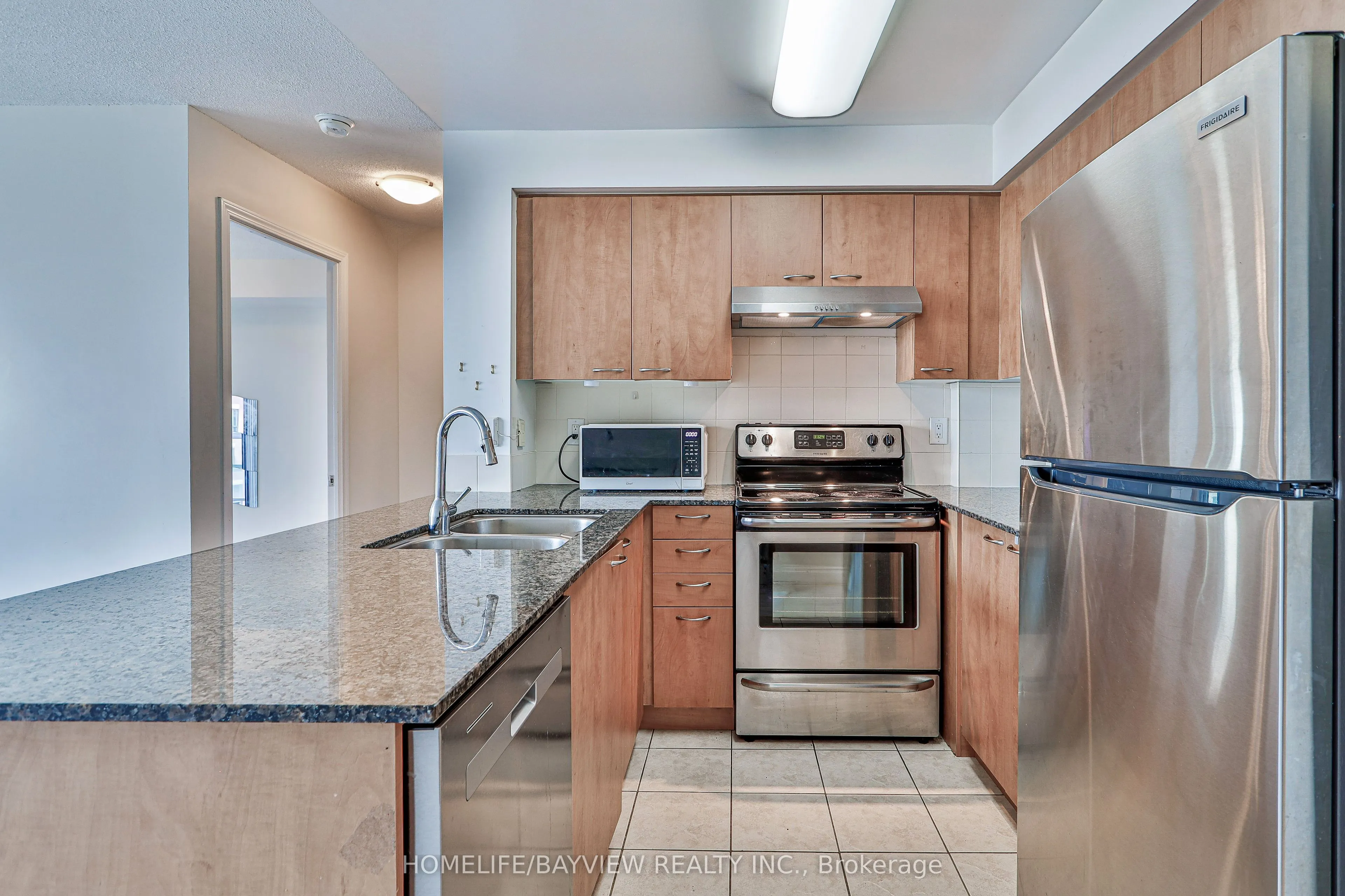 503 Beecroft Road #LPH08
