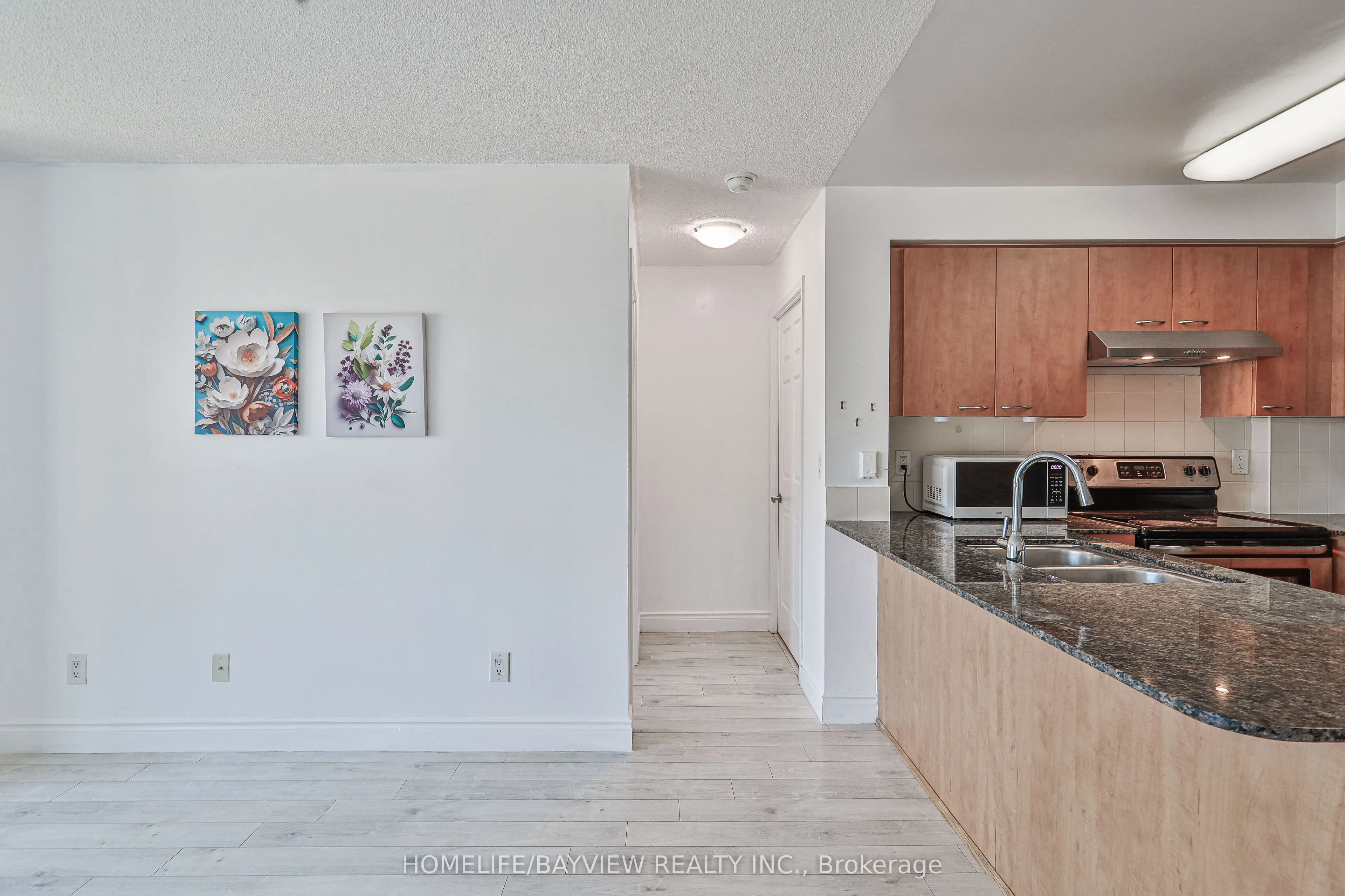 503 Beecroft Road #LPH08