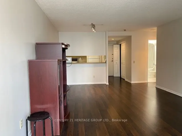 7 Bishop Avenue #1204