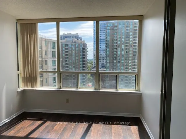 7 Bishop Avenue #1204