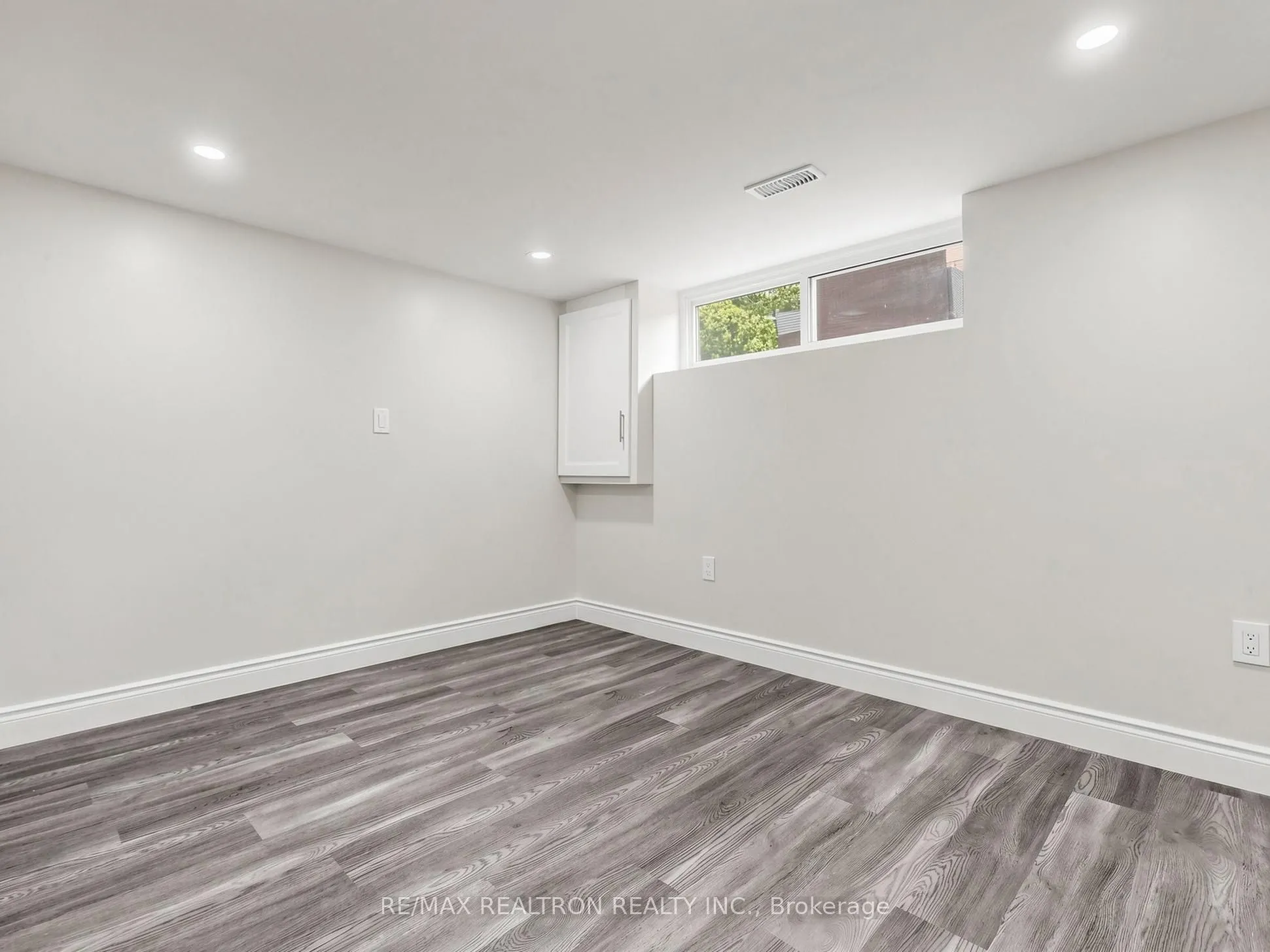 56 Ternhill Crescent